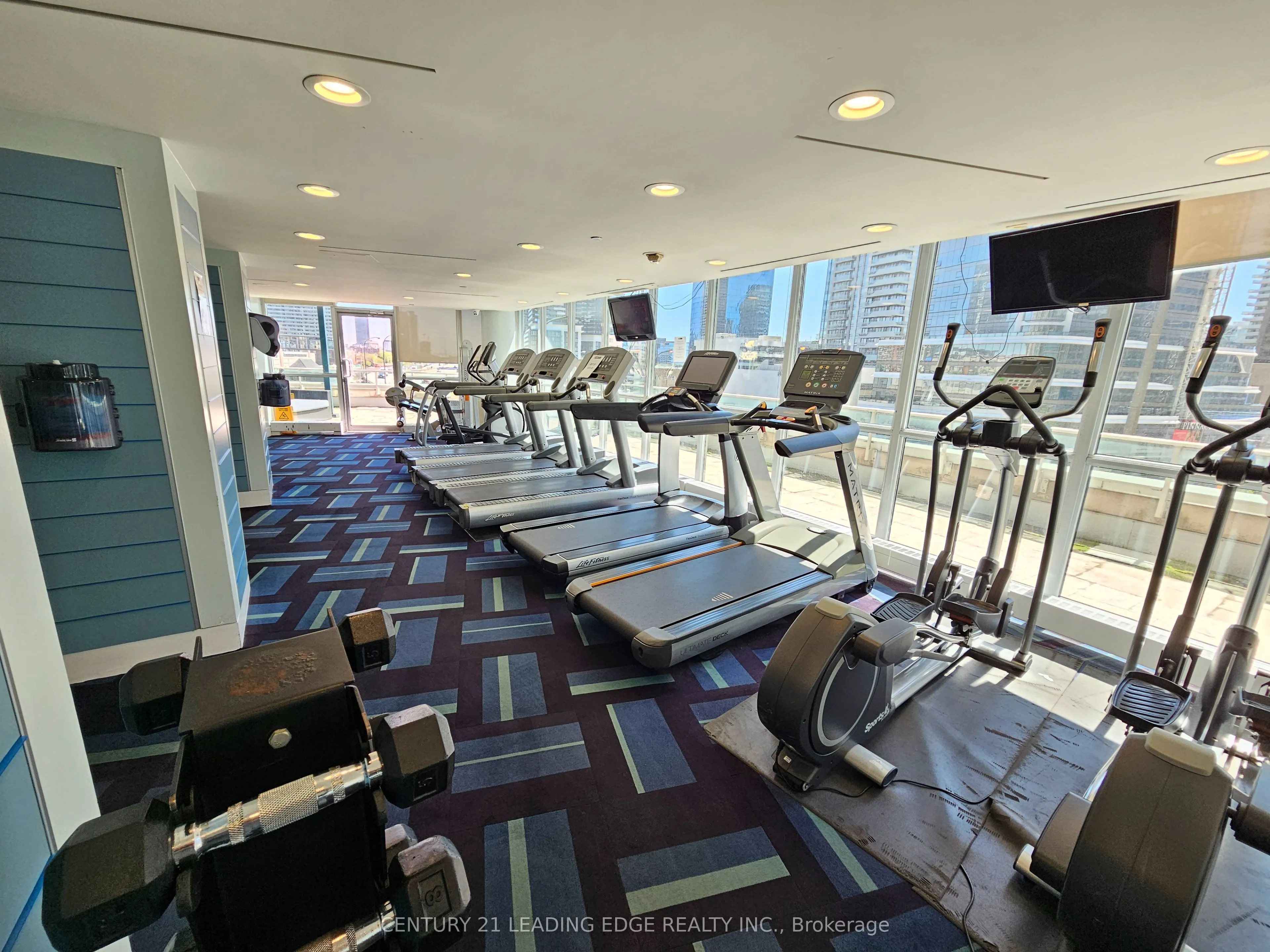 18 Yonge Street, #2212