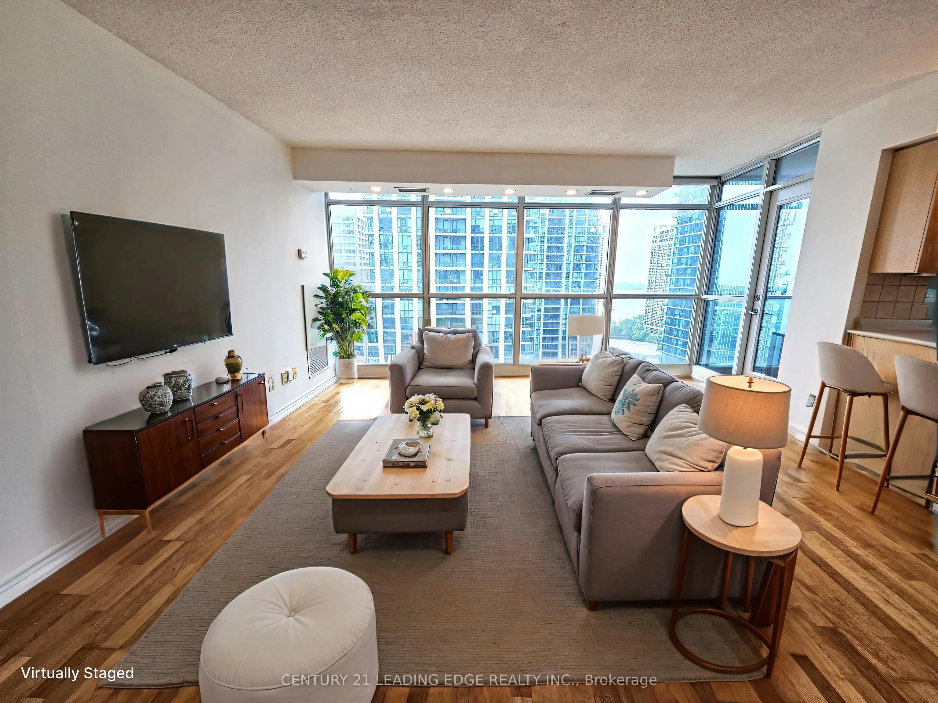 18 Yonge Street, #2212