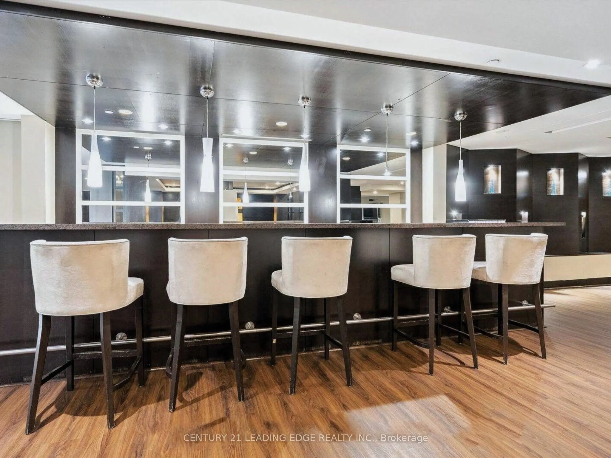 18 Yonge Street, #2212