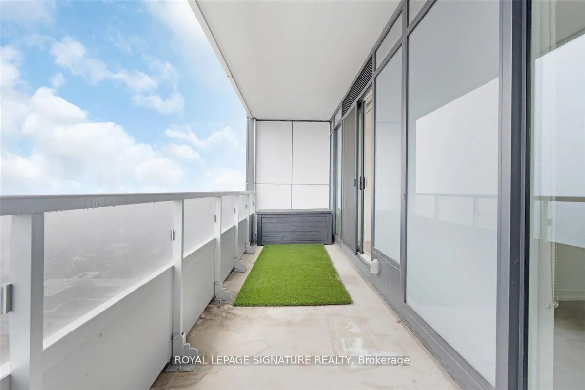 225 Sumach Street, #2509