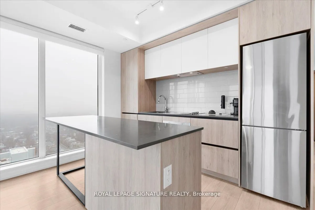 225 Sumach Street, #2509