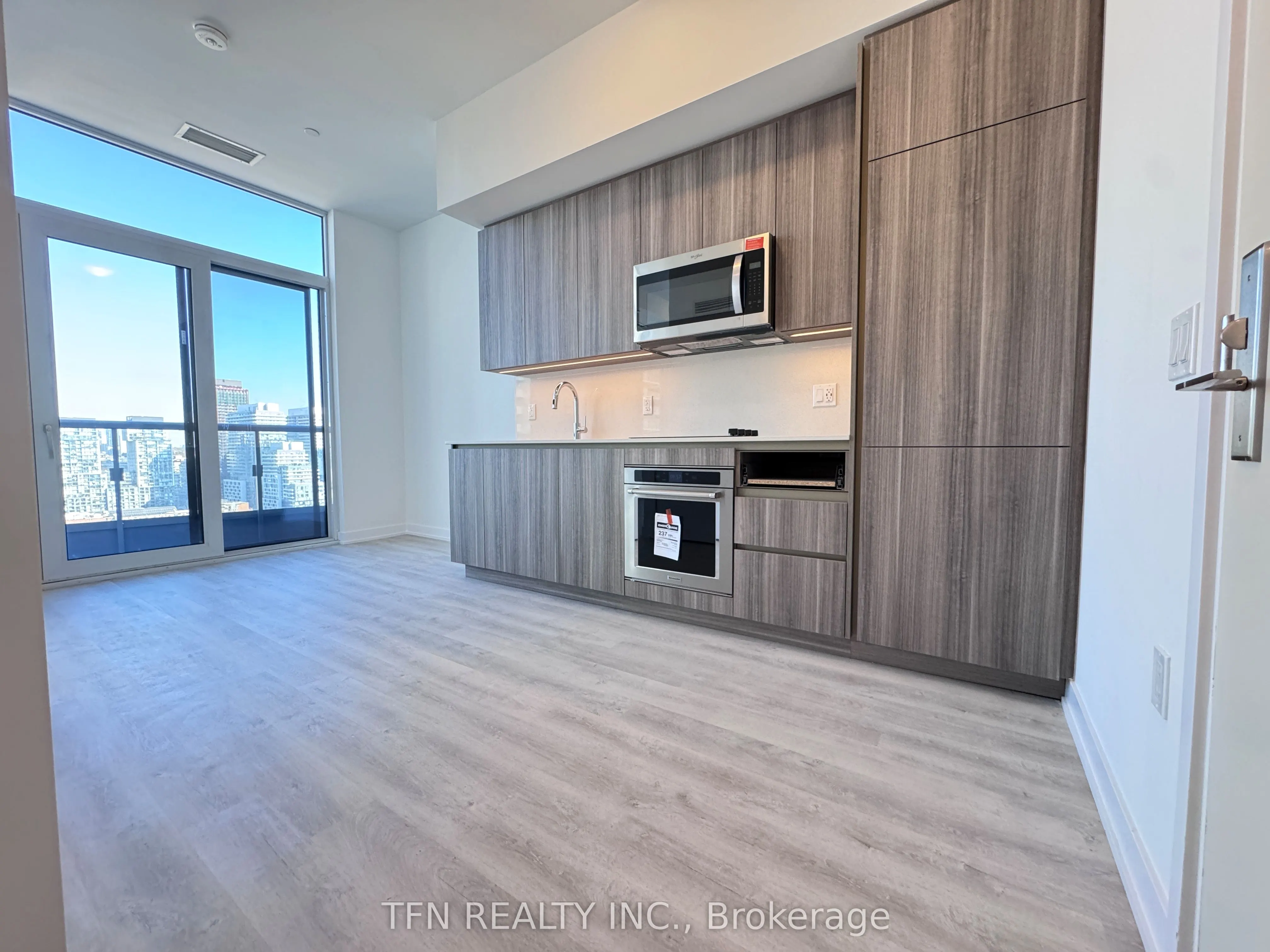 15 Richardson Street, #2102