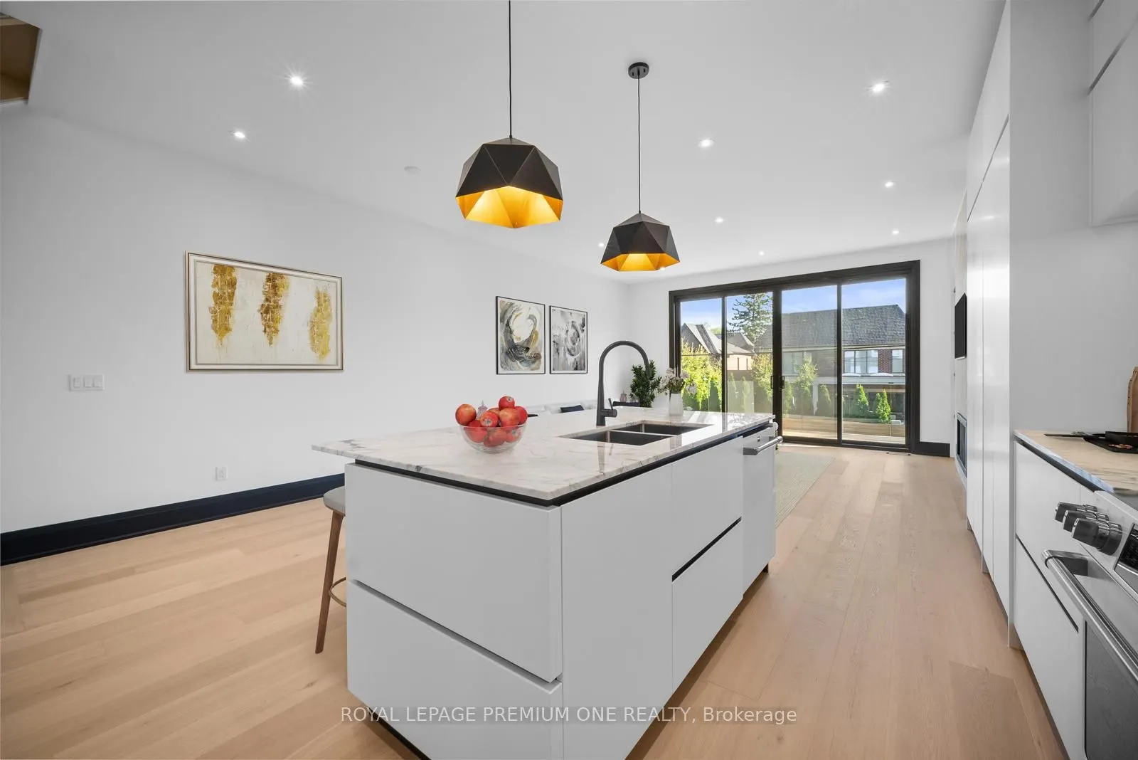 681 Glencairn Avenue