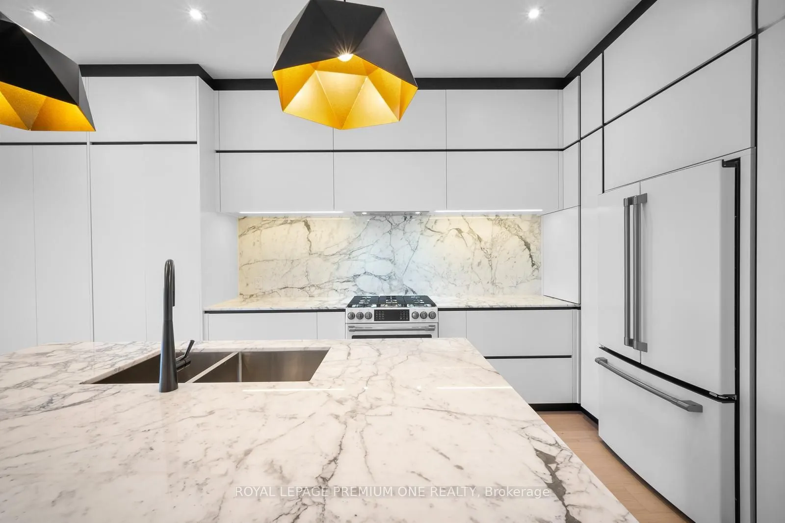 681 Glencairn Avenue