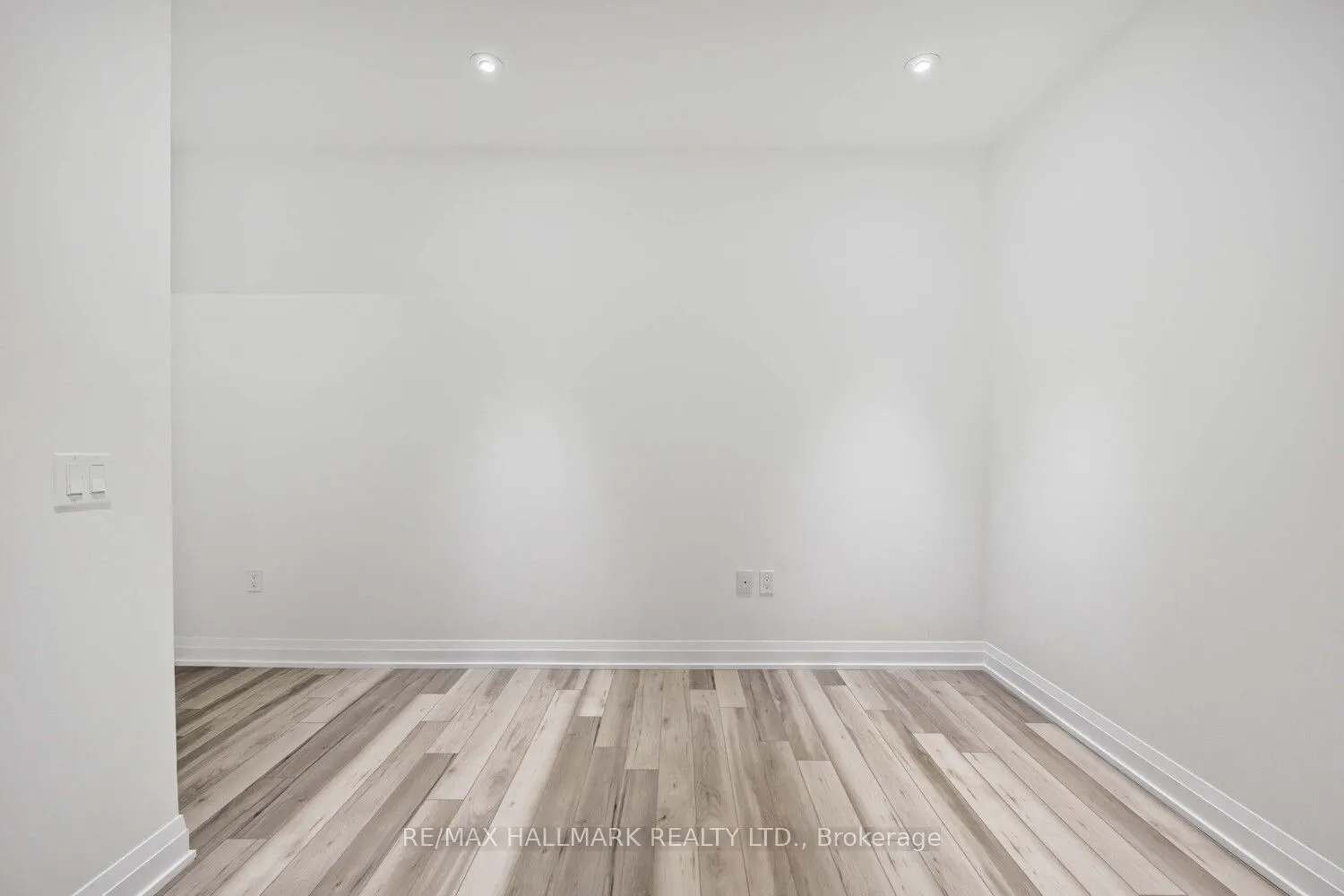 15 Richardson Street, #713