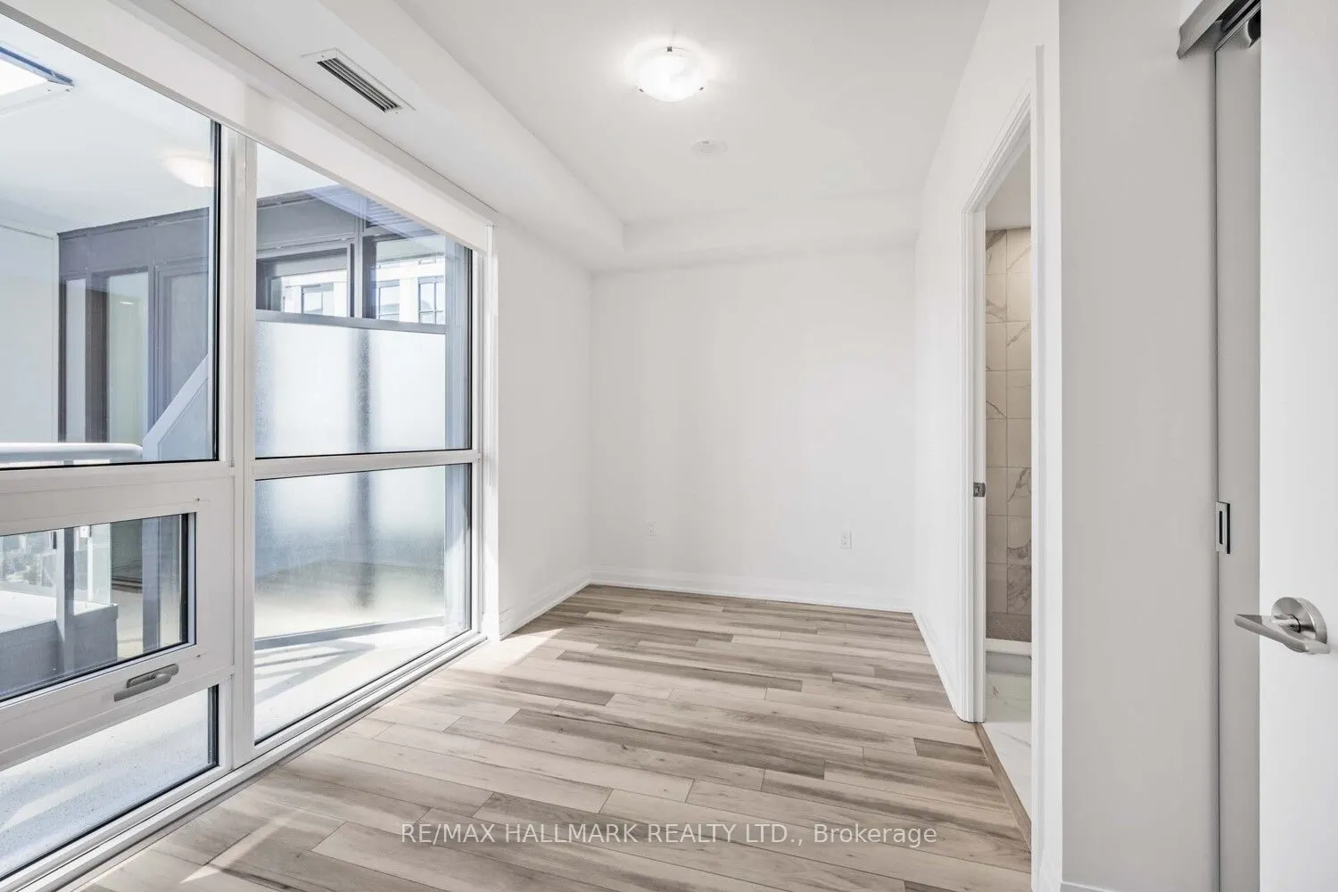 15 Richardson Street, #713