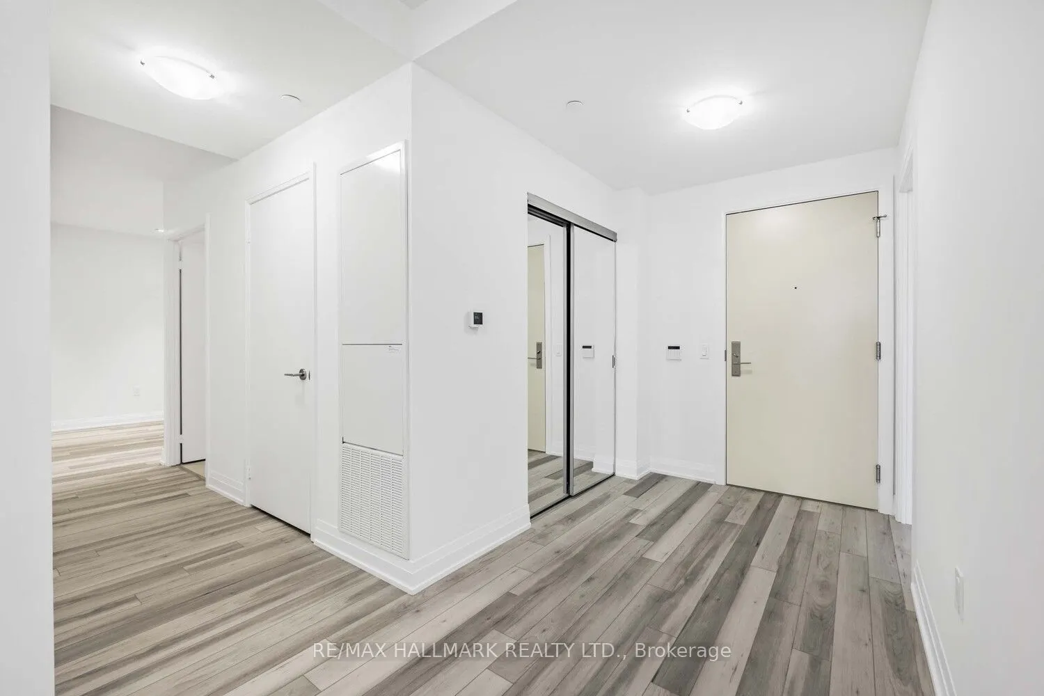 15 Richardson Street, #713