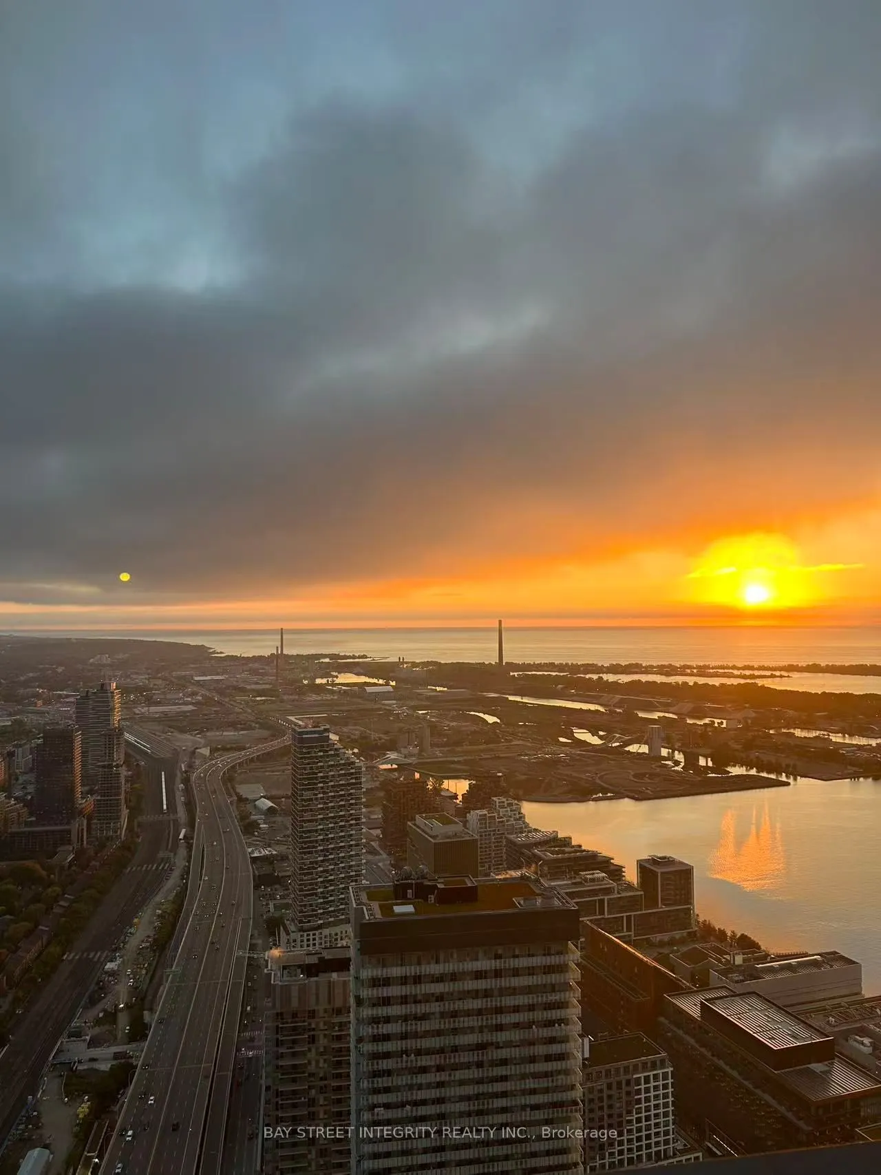 55 Cooper Street, #206