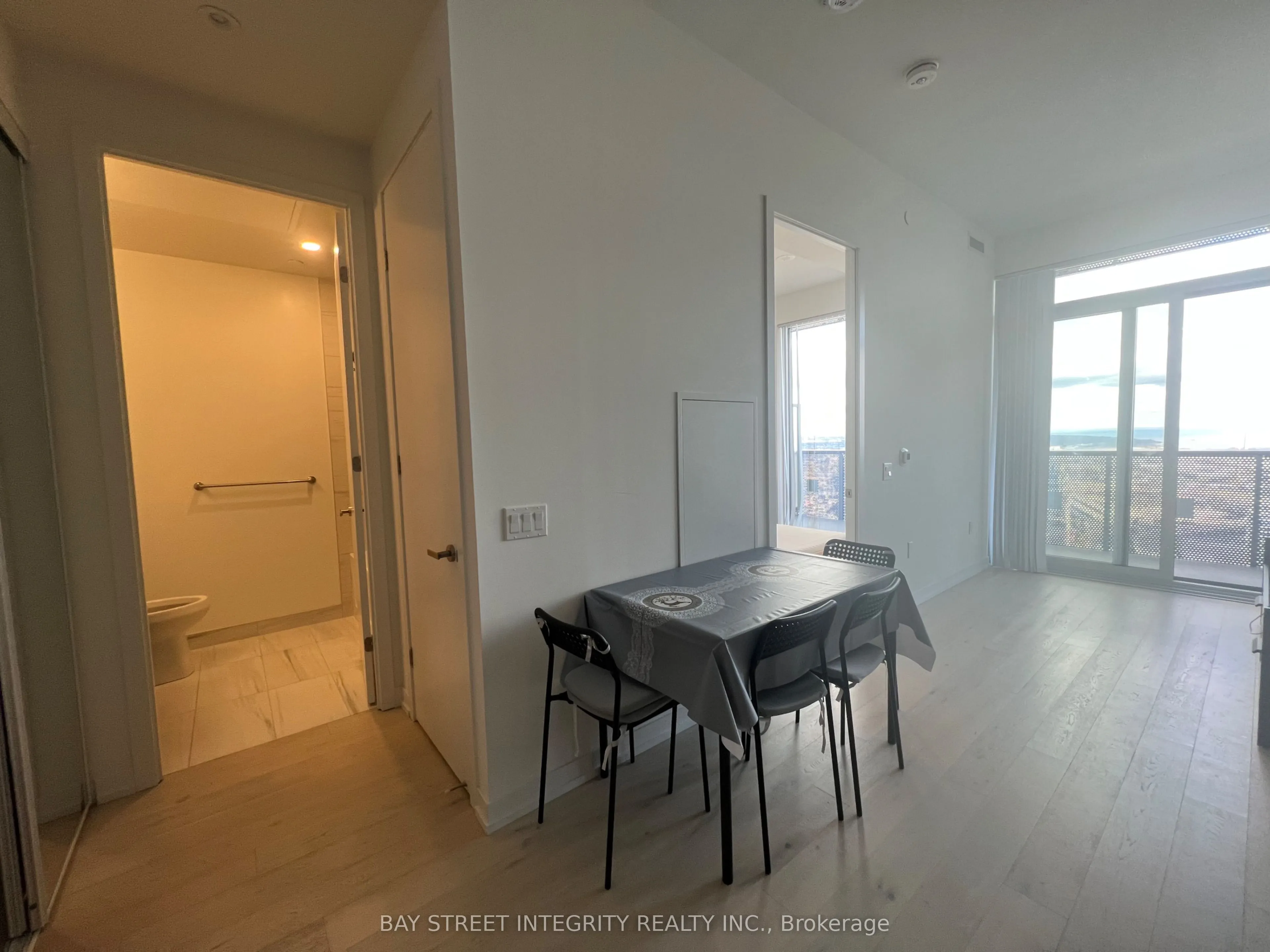 55 Cooper Street, #206