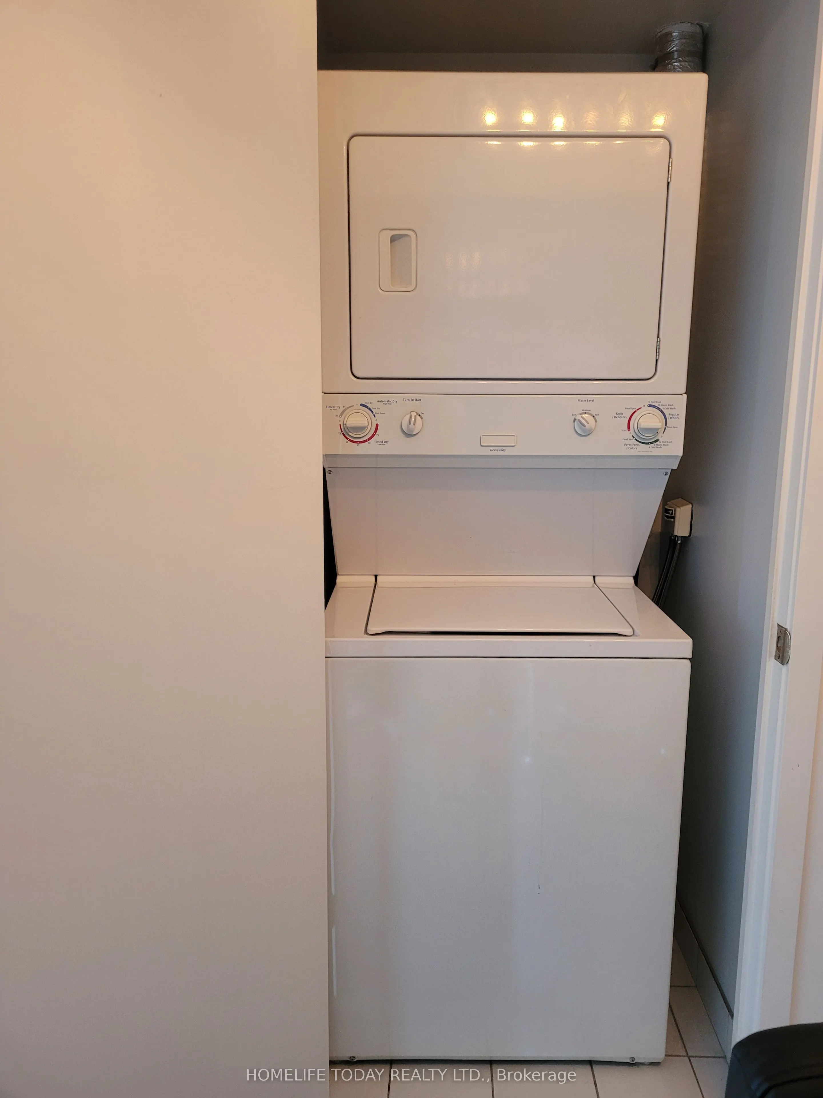 25 Telegram Mews, #4309