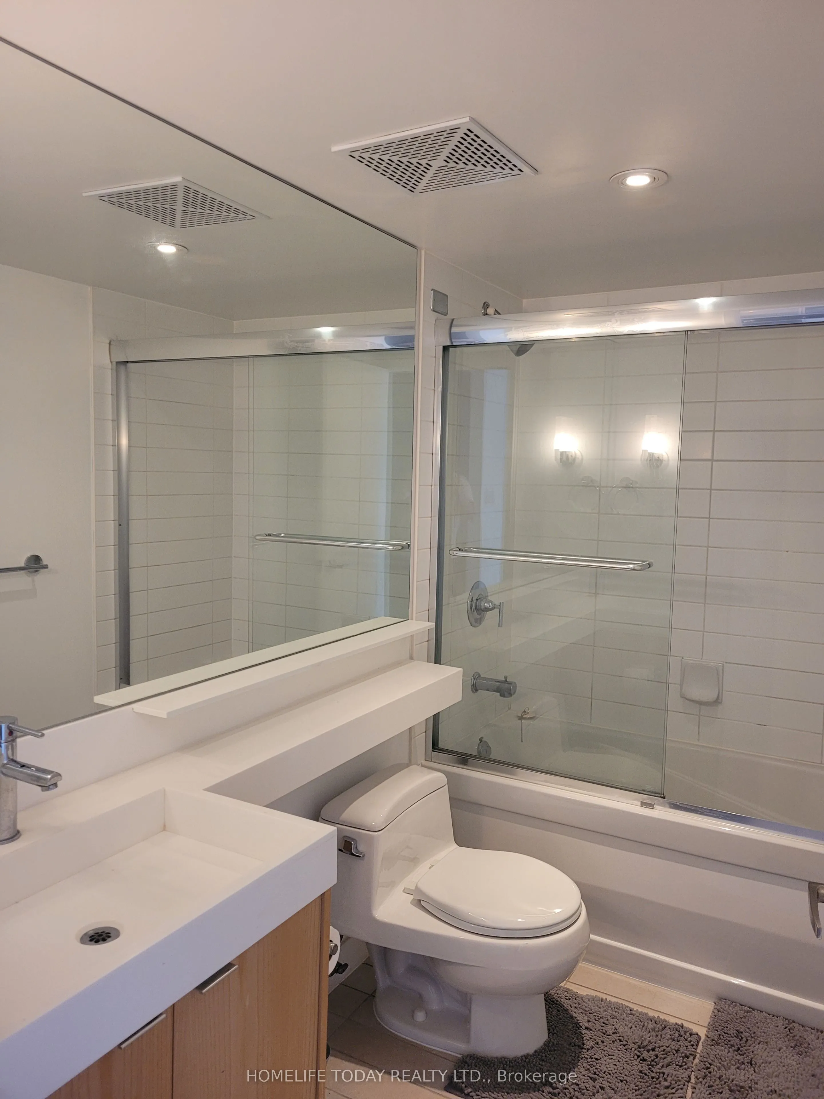 25 Telegram Mews, #4309