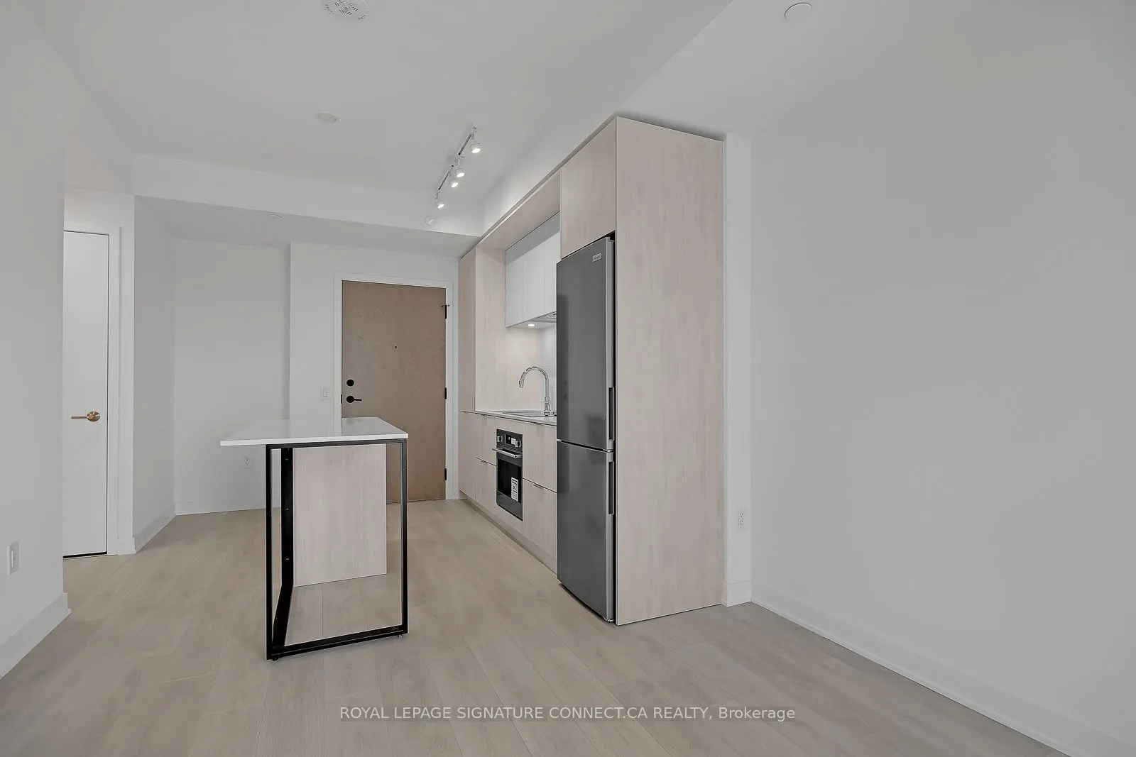 130 River Street, #909