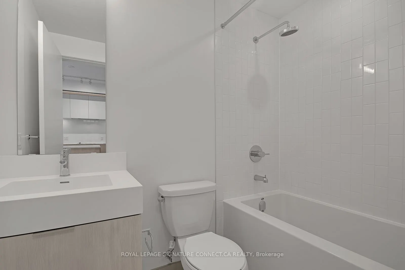 130 River Street, #909