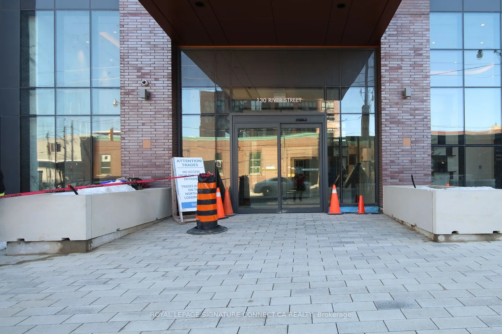 130 River Street, #909