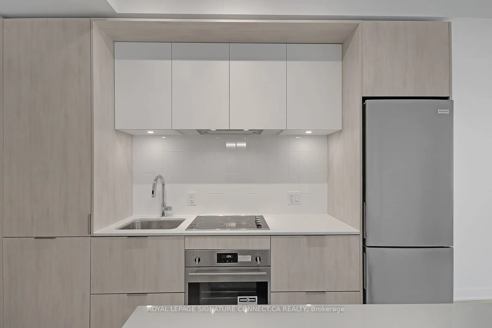 130 River Street, #909