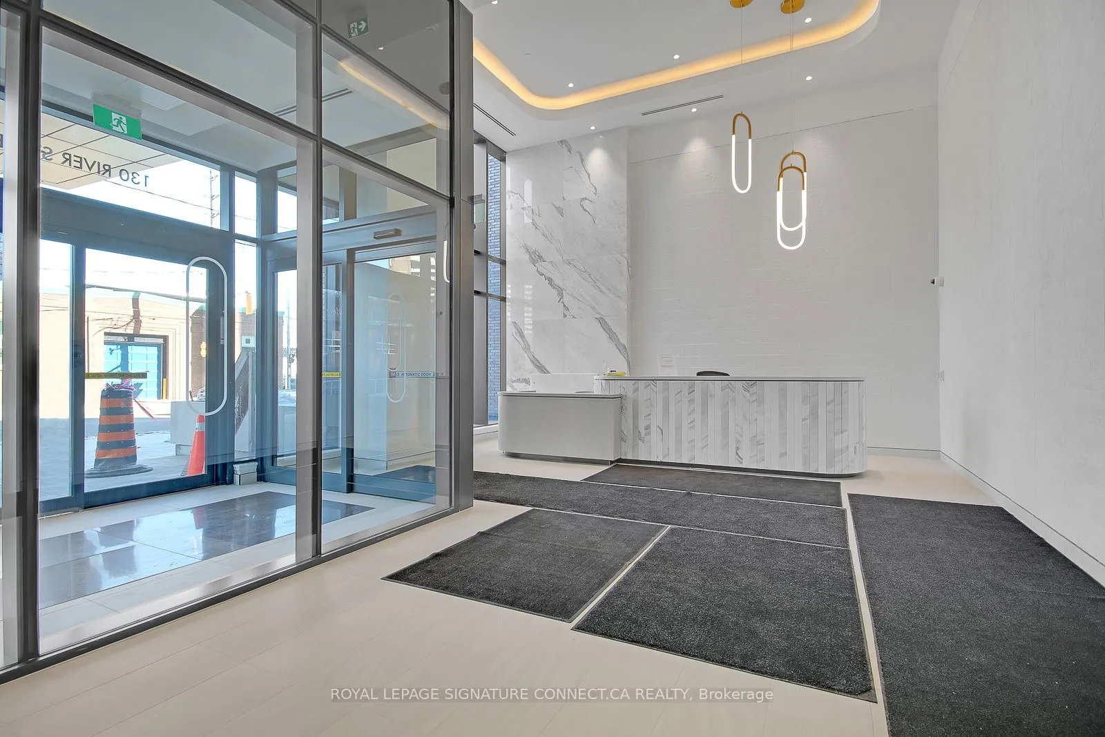 130 River Street, #909