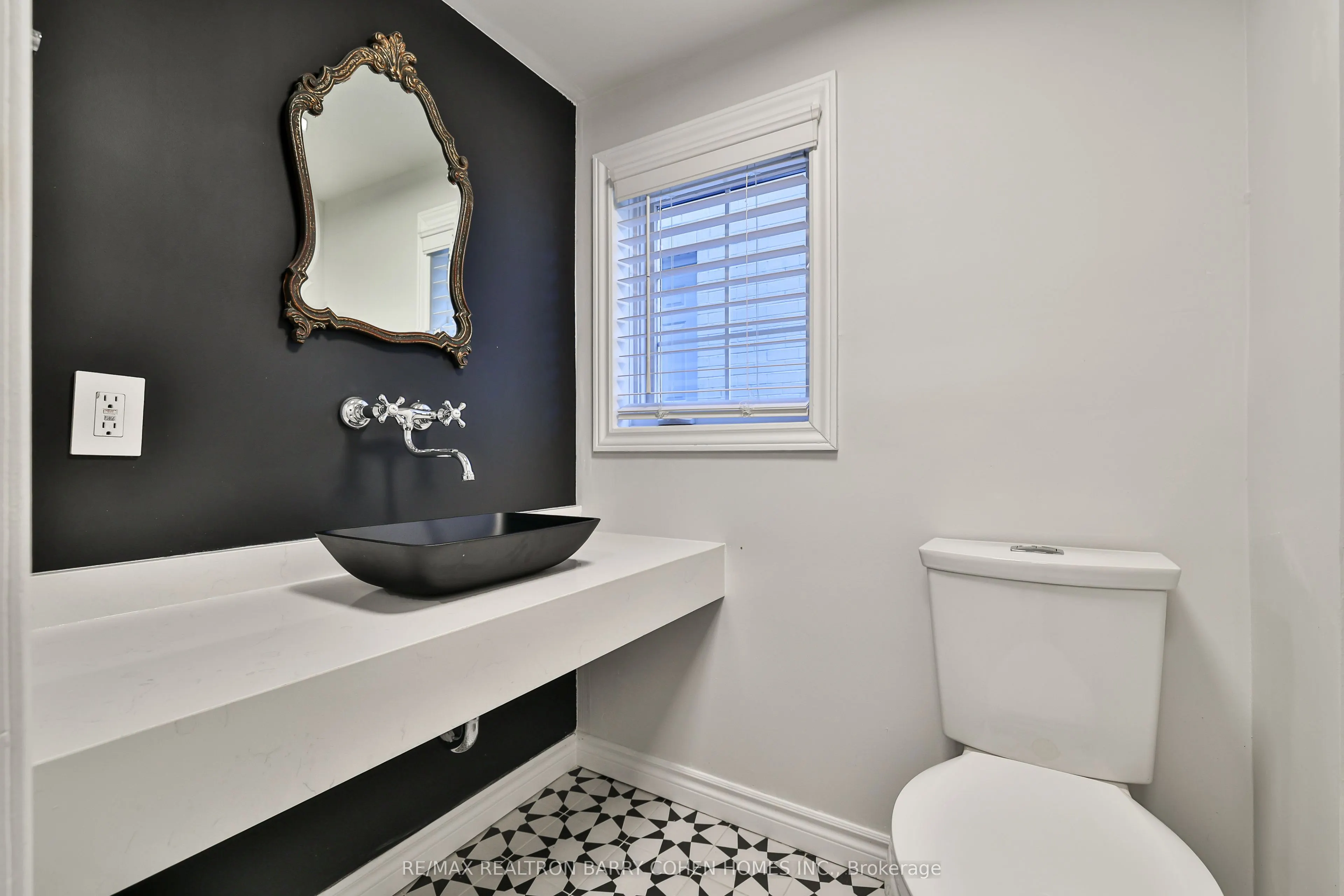 29 Glen Rush Boulevard