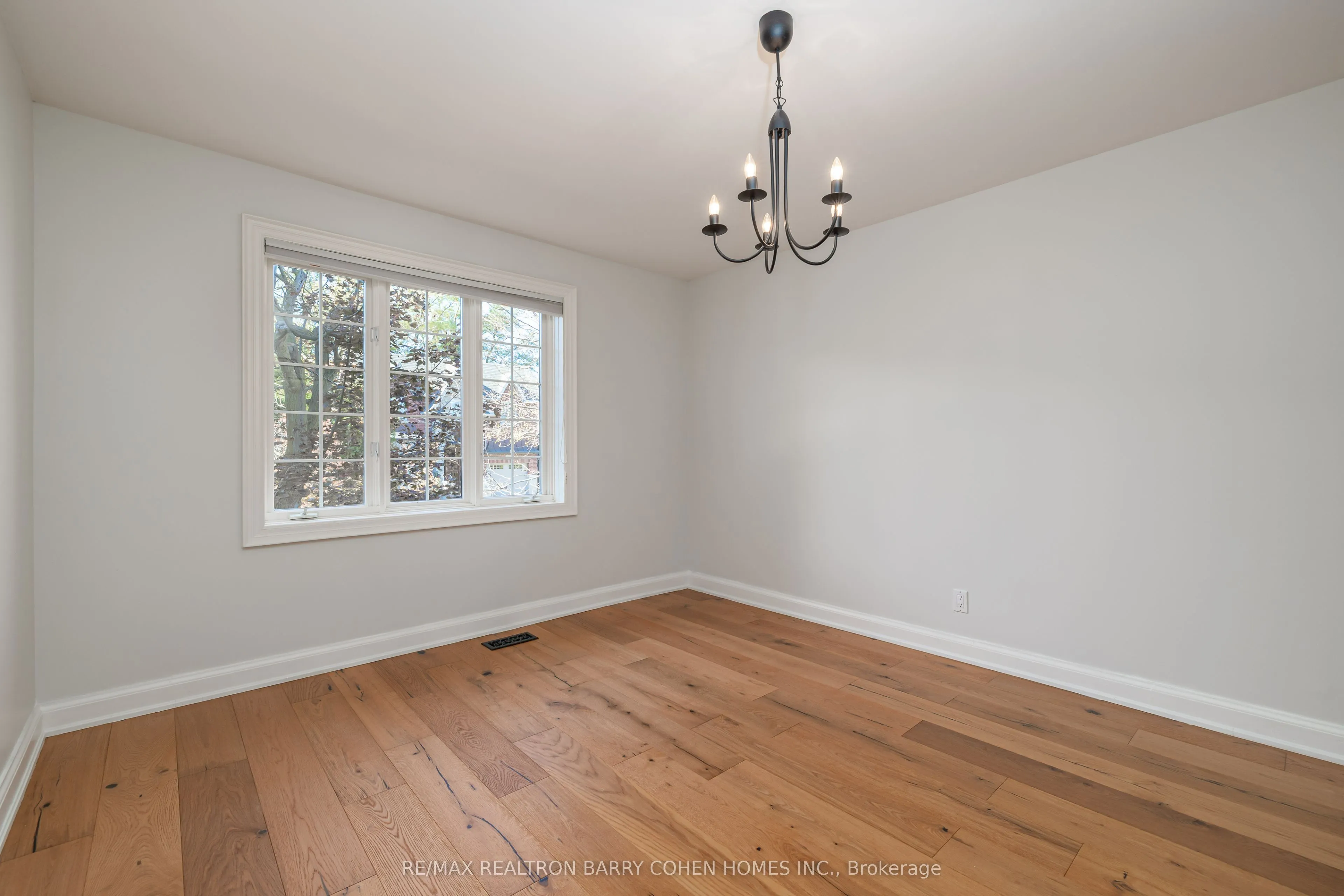 29 Glen Rush Boulevard