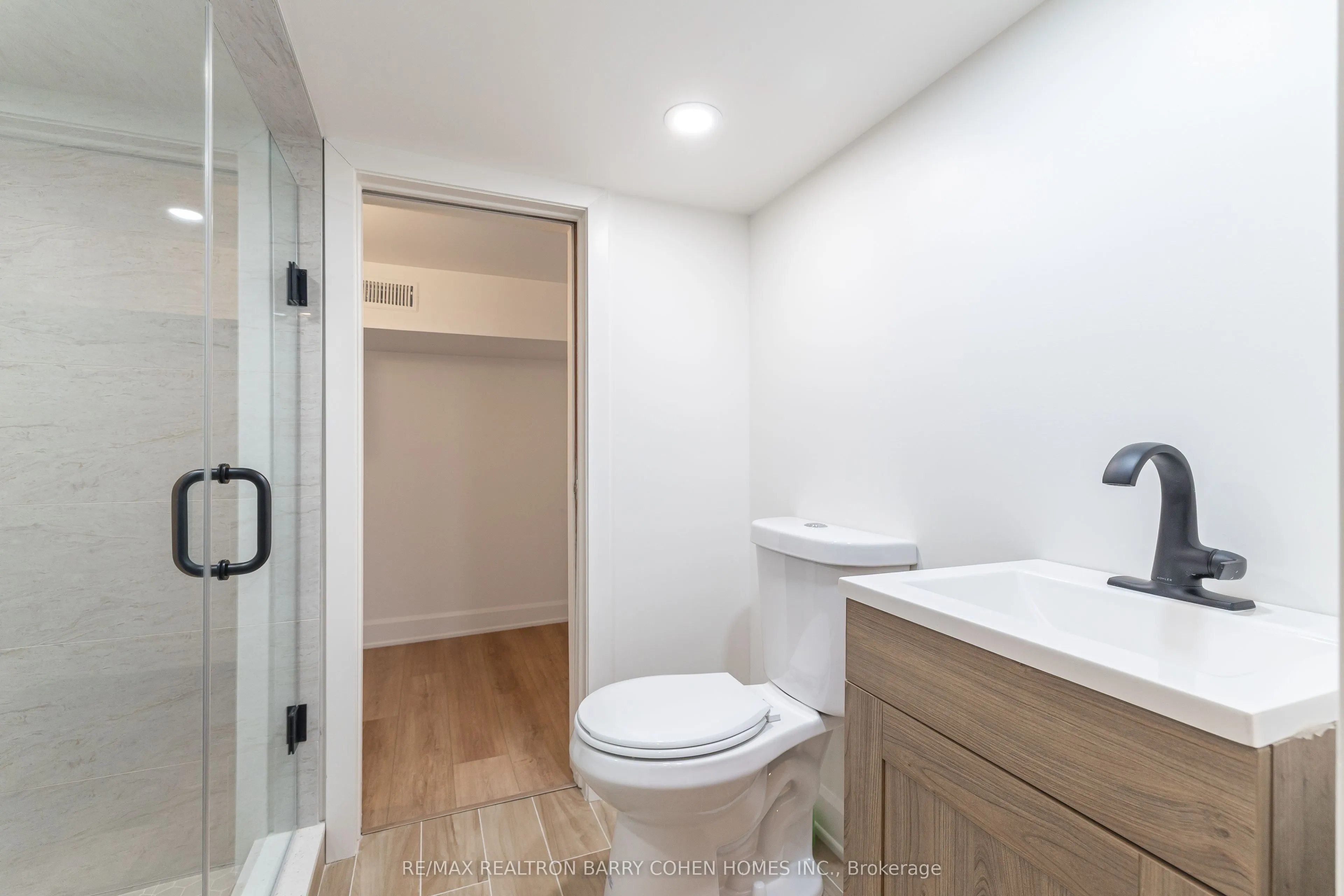 29 Glen Rush Boulevard