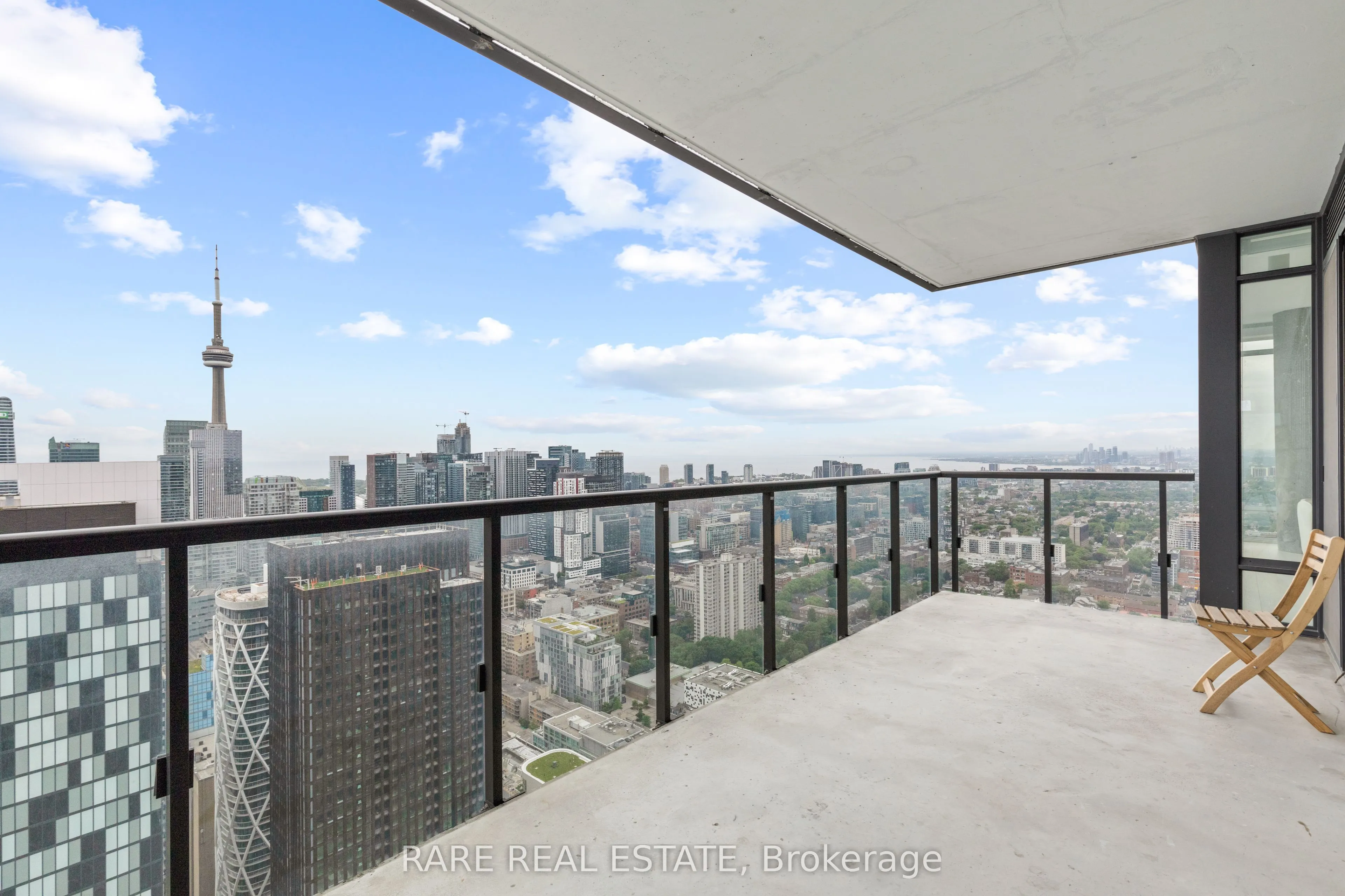 488 University Avenue, #3910