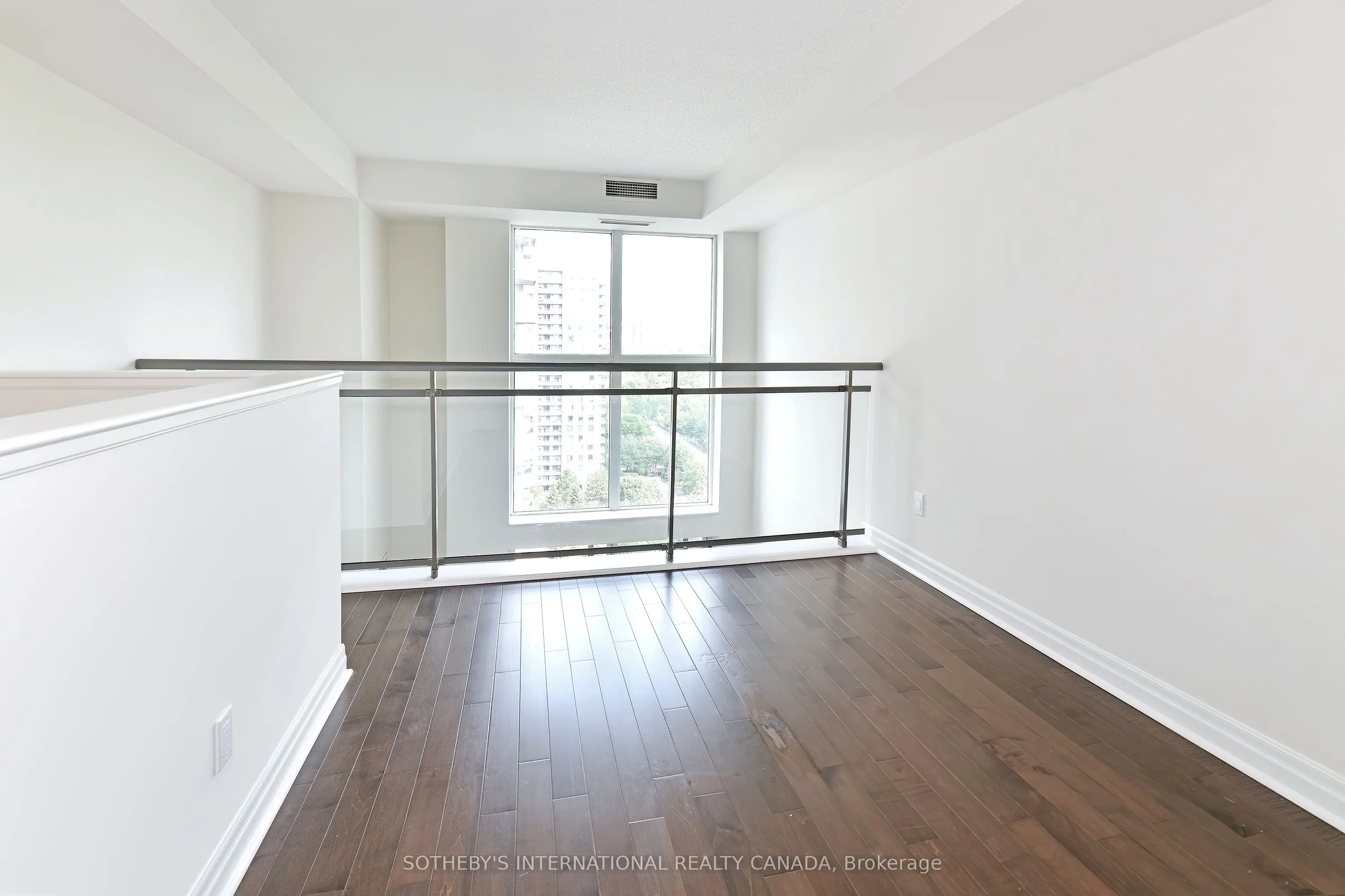 188 Doris Avenue, #1704