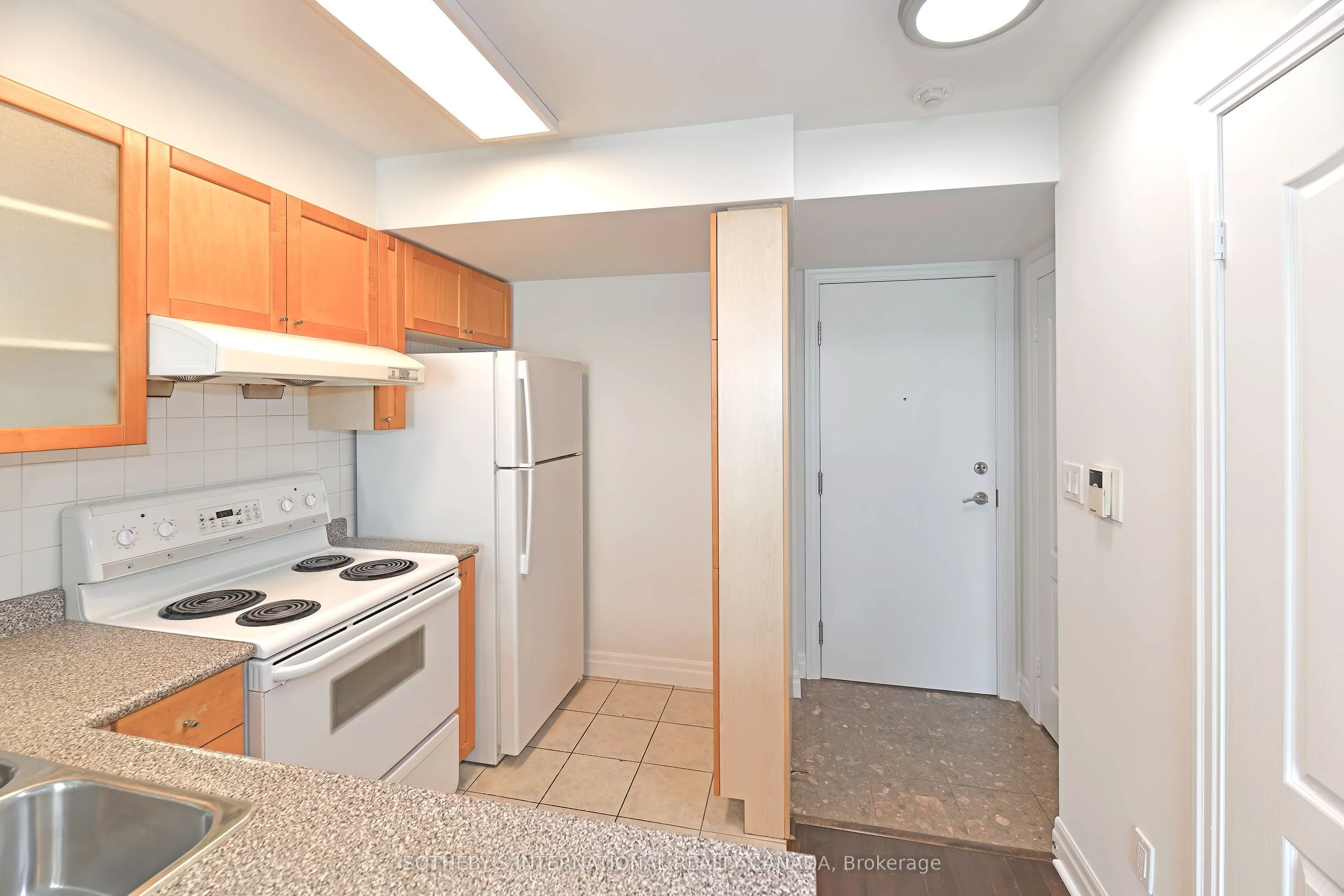 188 Doris Avenue, #1704