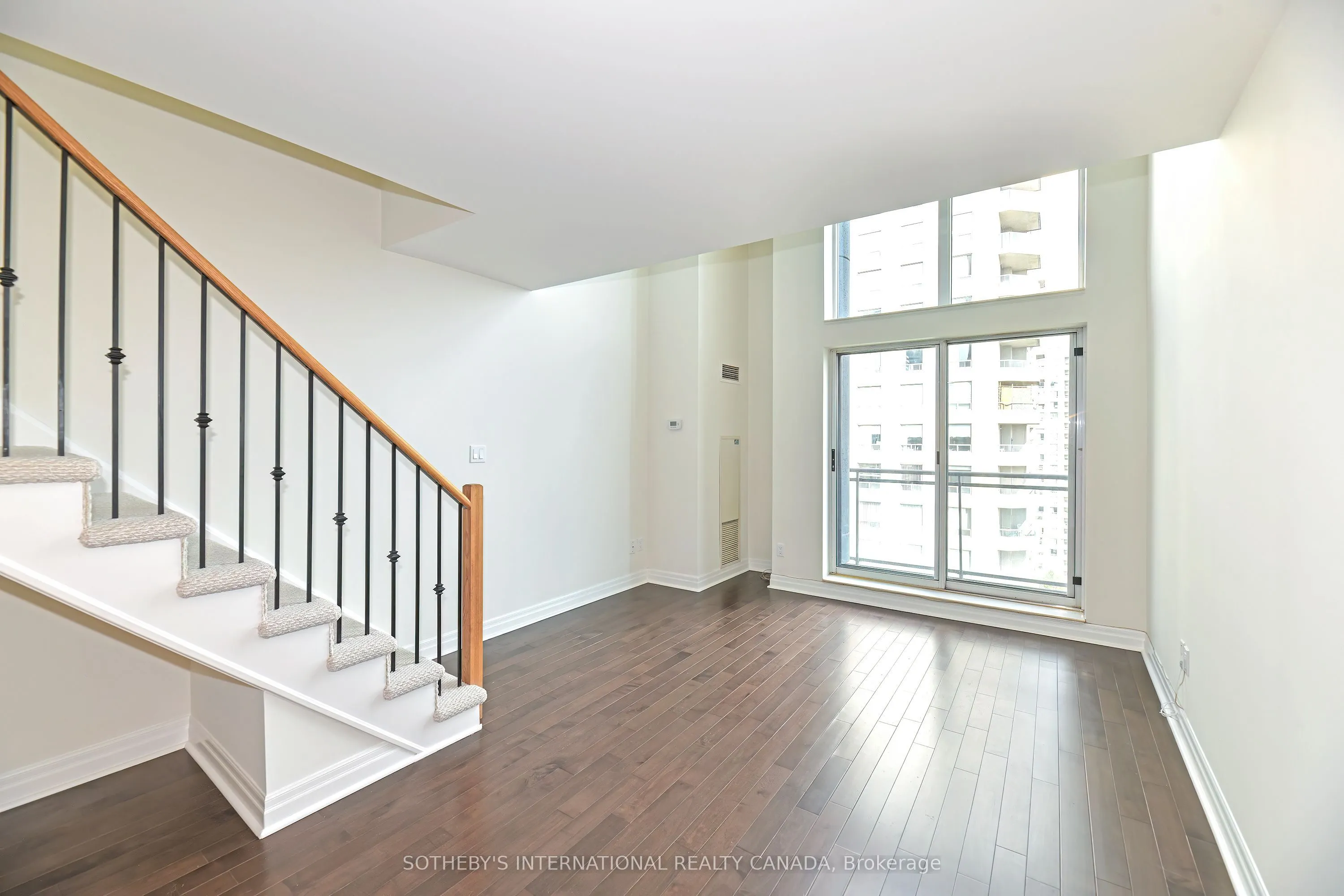 188 Doris Avenue, #1704