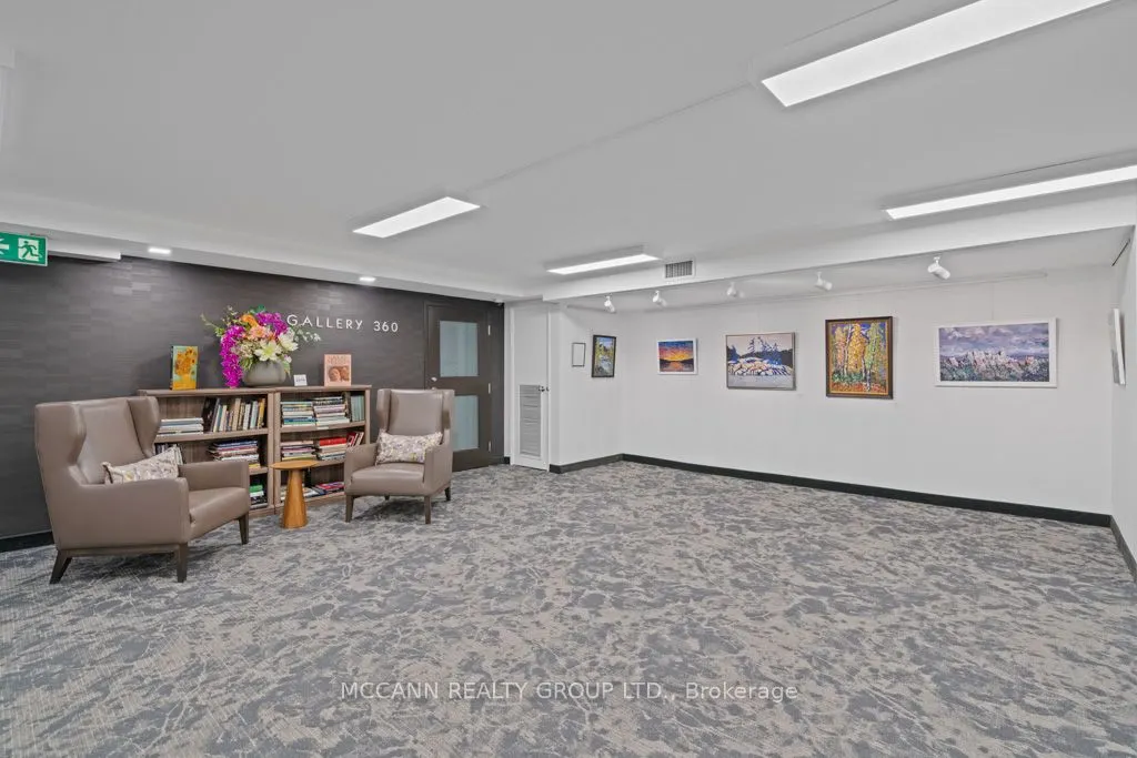360 Bloor Street E #301