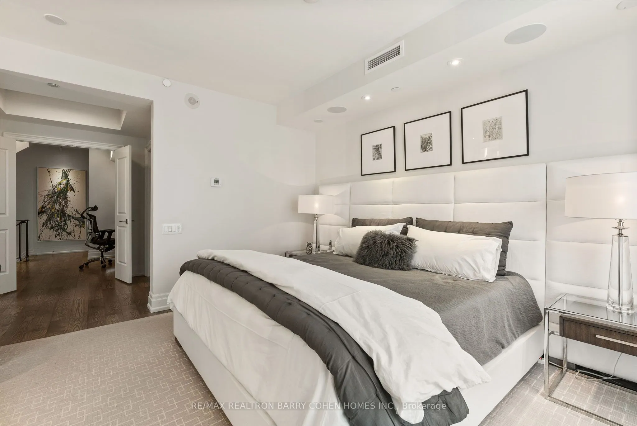 133 Pears Avenue, #2