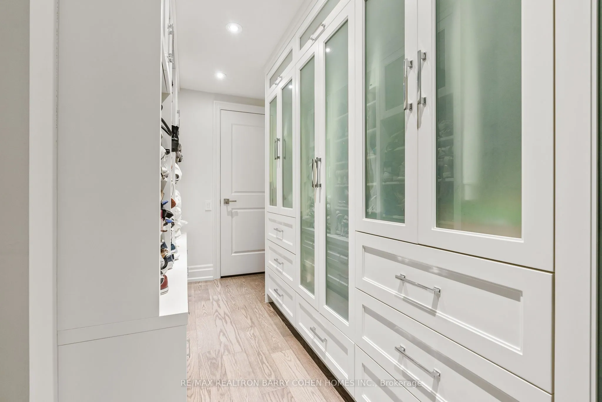 133 Pears Avenue, #2