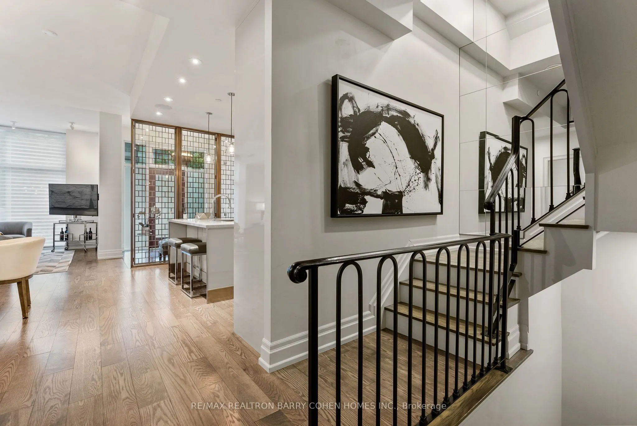 133 Pears Avenue, #2