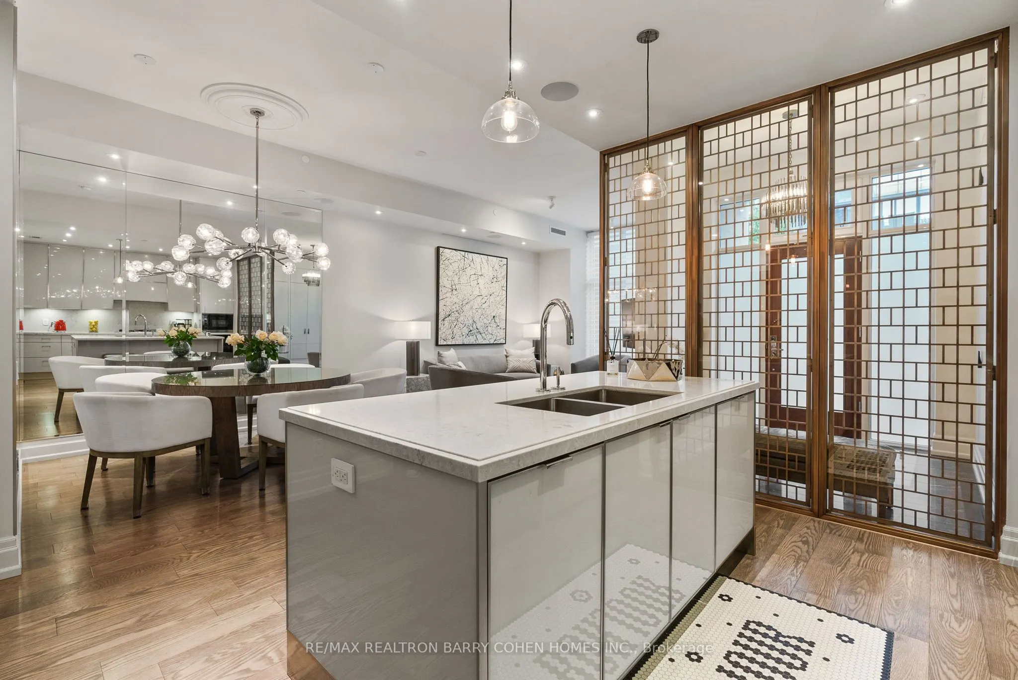 133 Pears Avenue, #2