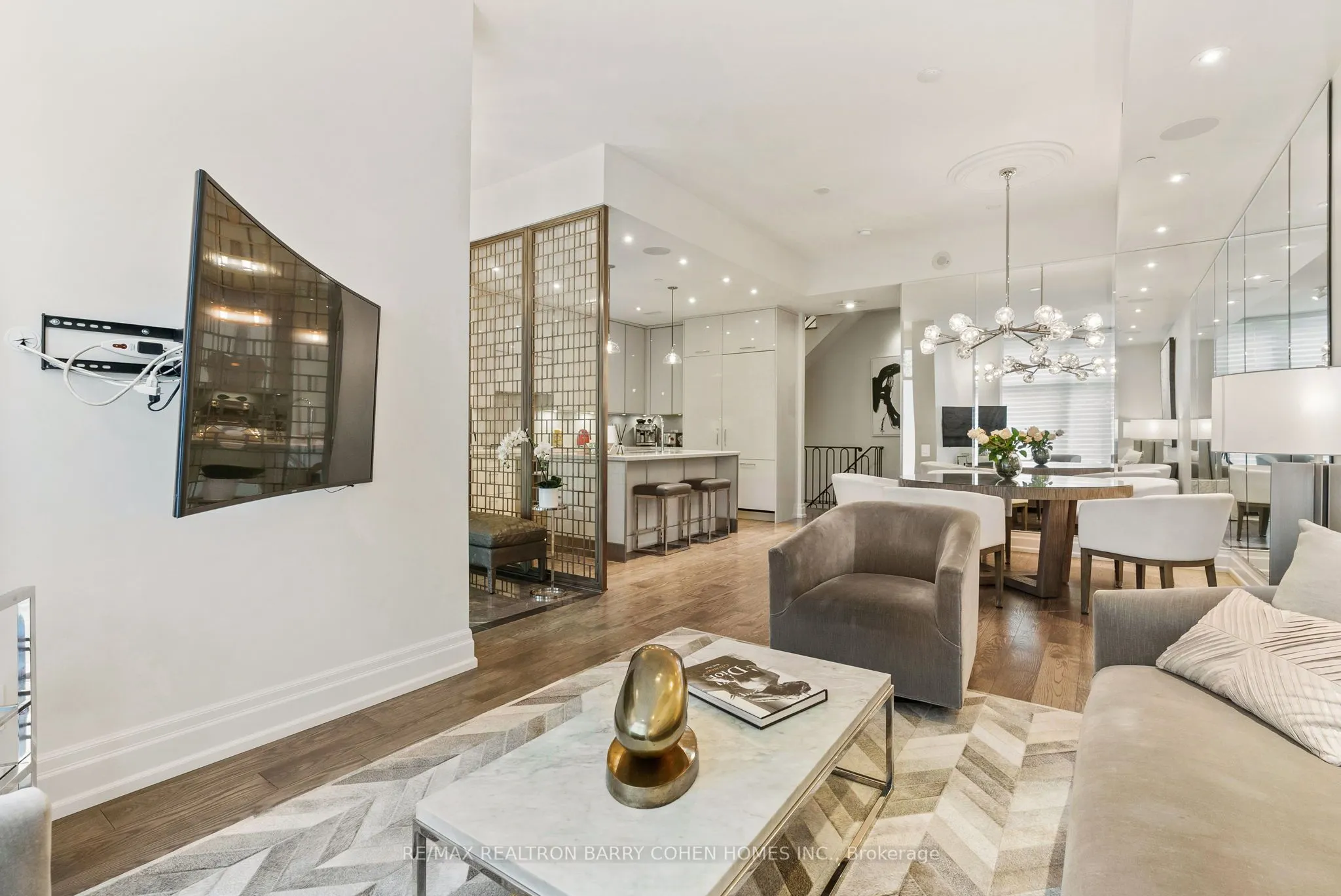 133 Pears Avenue, #2