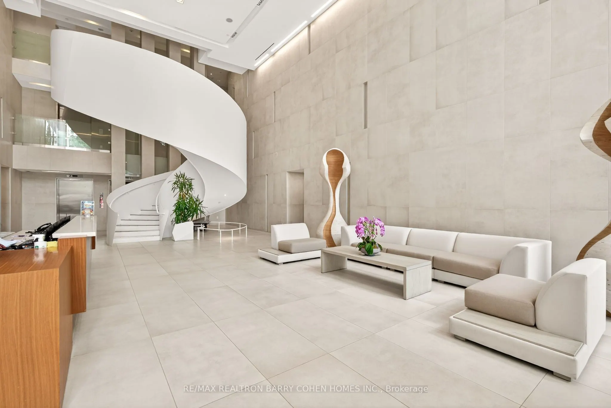 133 Pears Avenue, #2