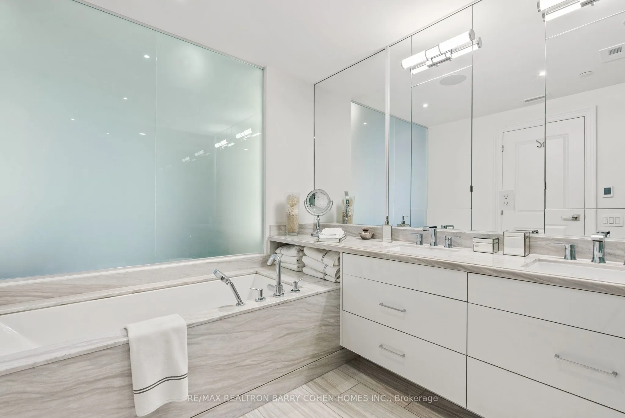 133 Pears Avenue, #2