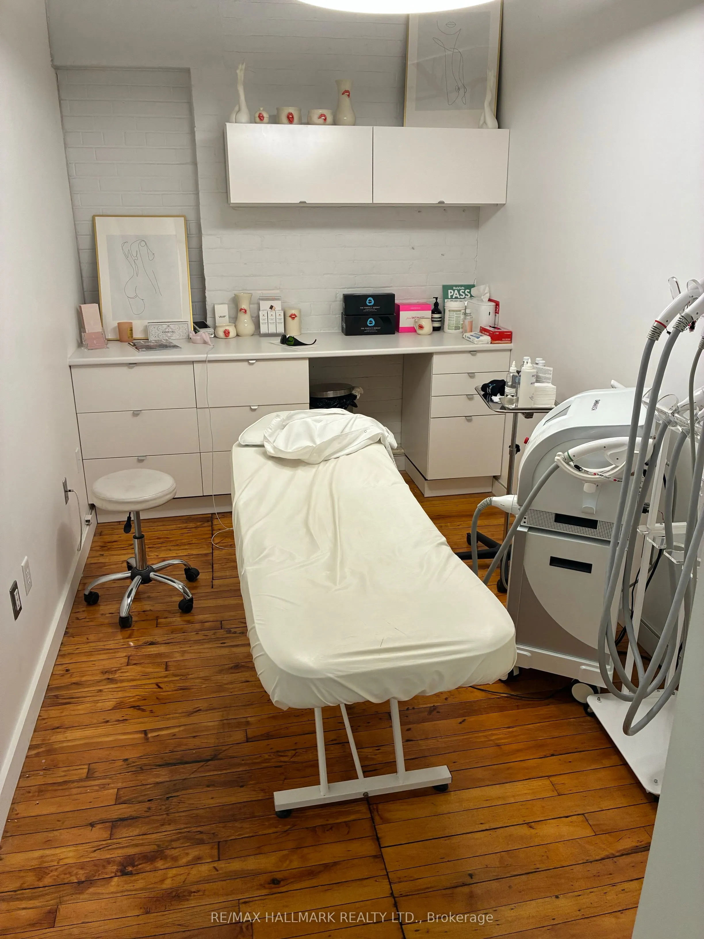 535 Queen Street E, #7