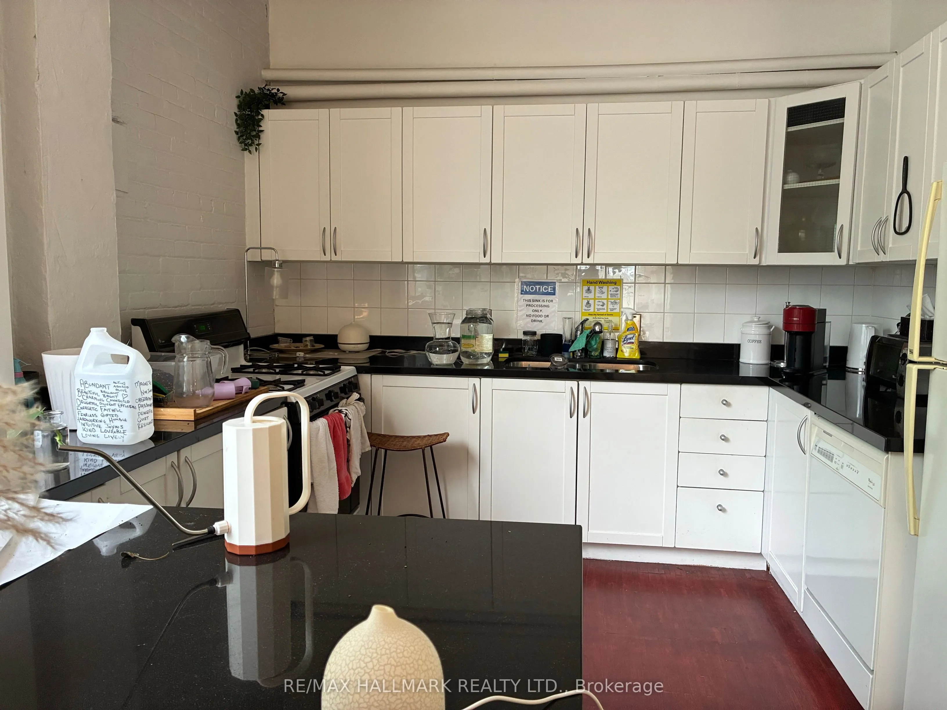 535 Queen Street E, #7