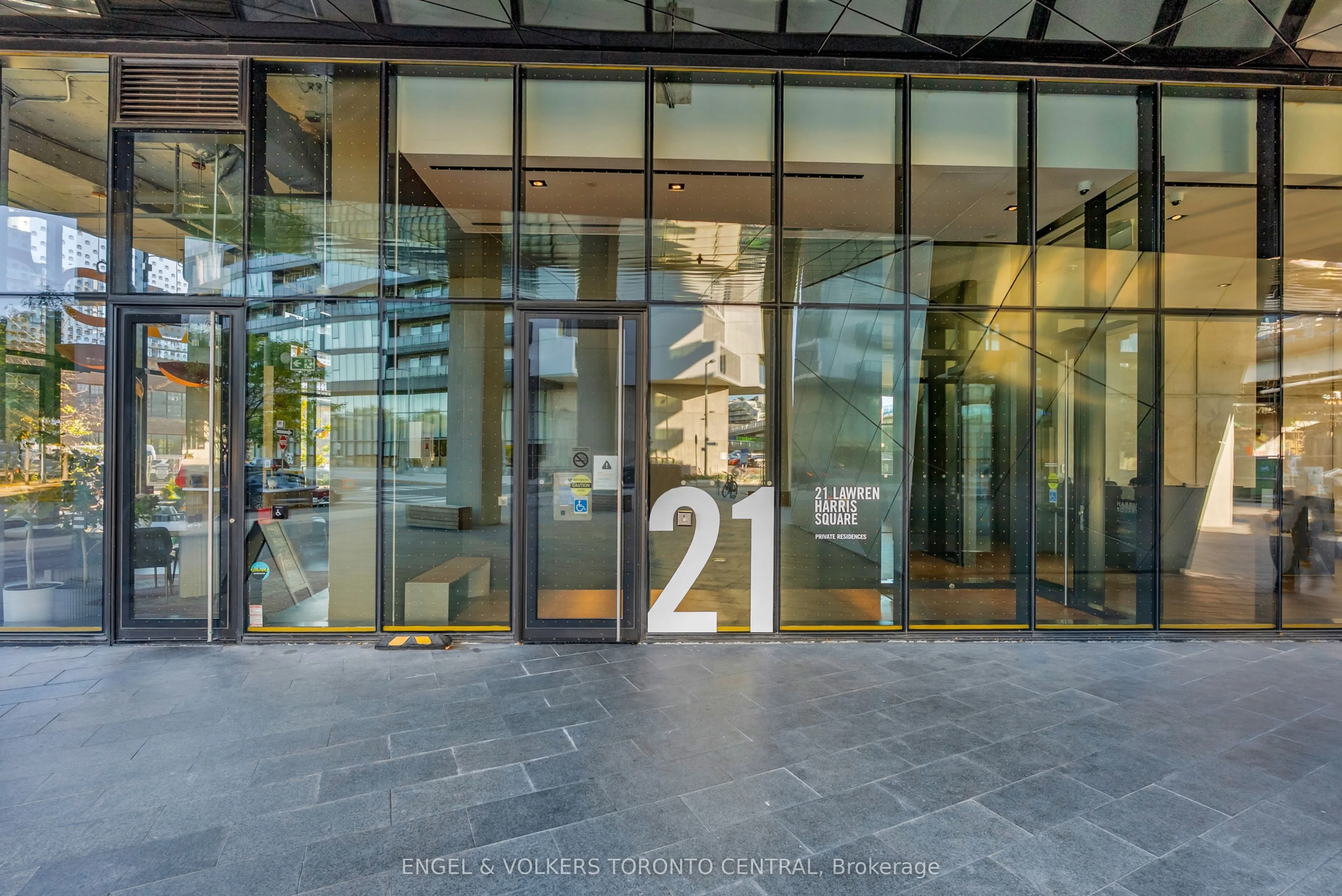 21 Lawren Harris Square, #30