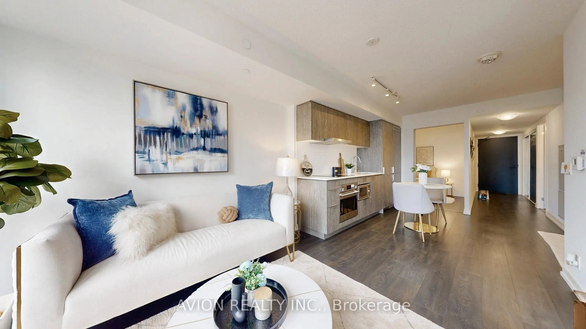 60 Shuter Street, #2007