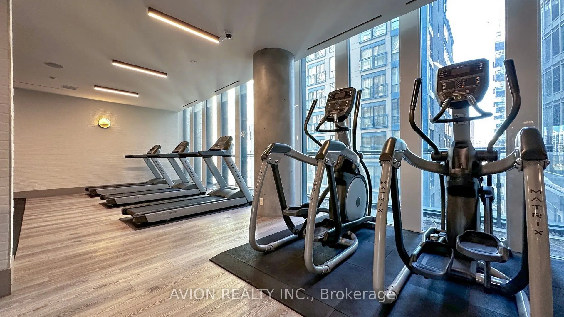 60 Shuter Street, #2007