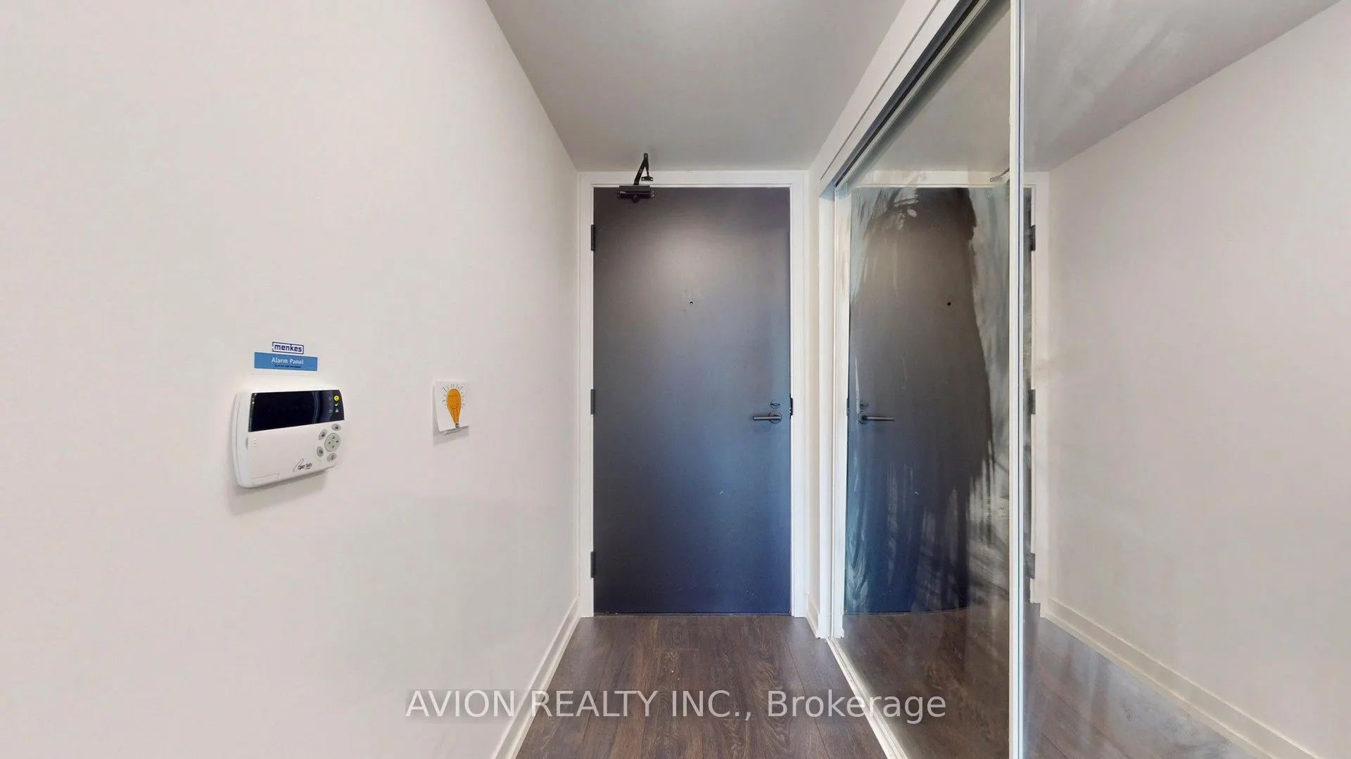 60 Shuter Street, #2007