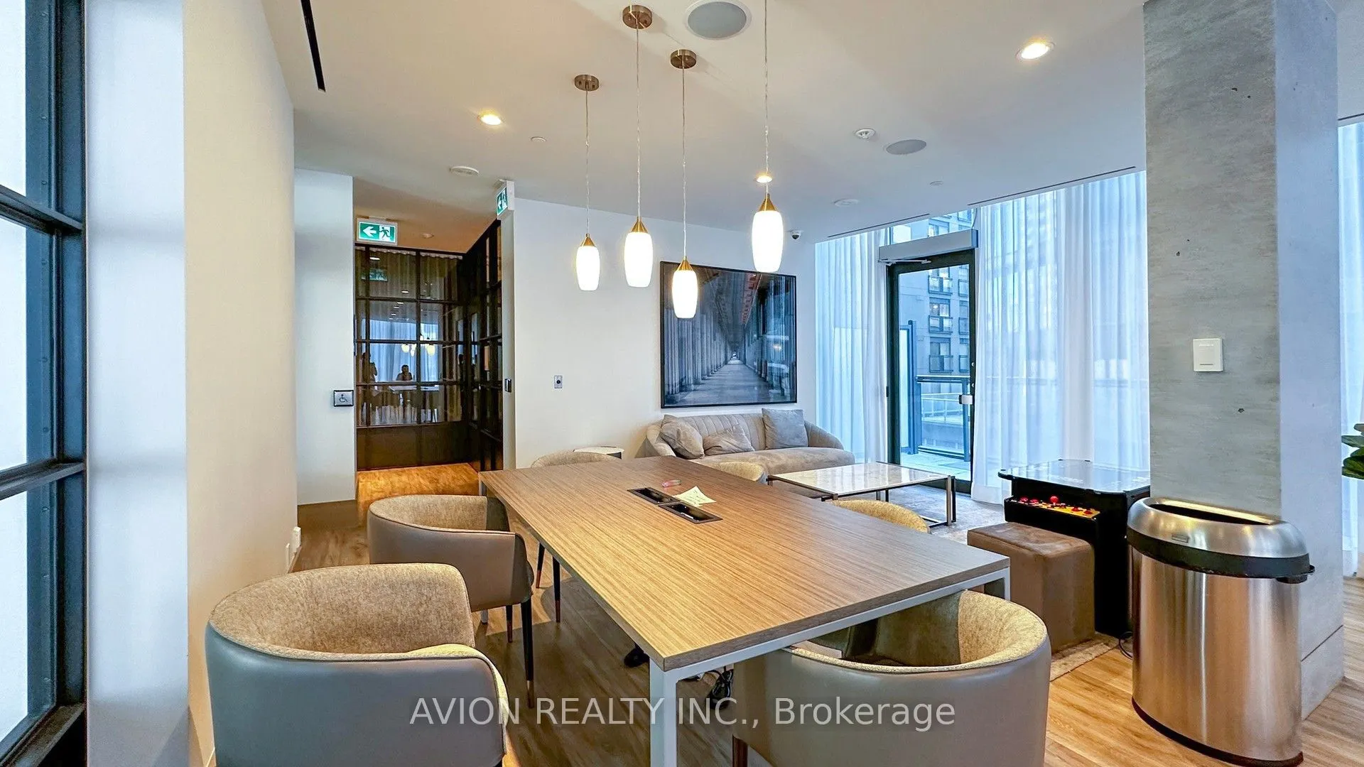 60 Shuter Street, #2007