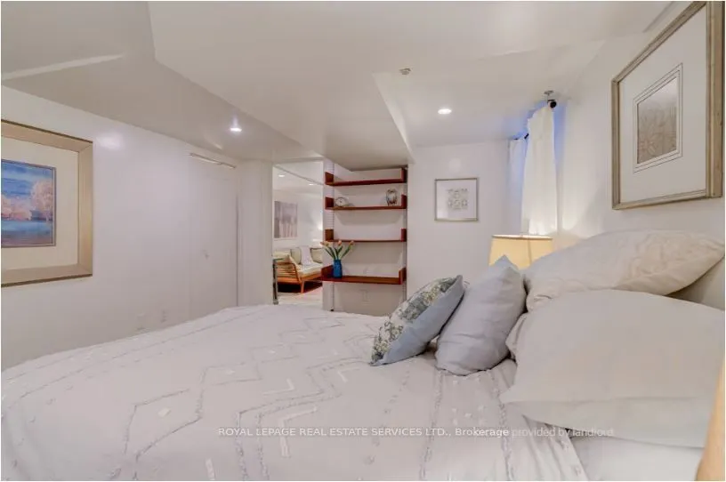 27 Bank Street, #Lower