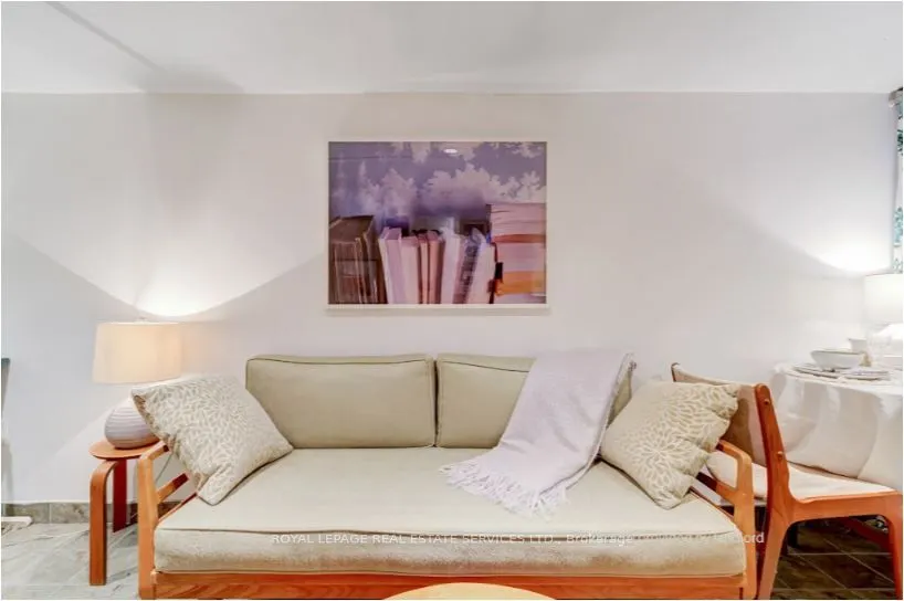 27 Bank Street, #Lower