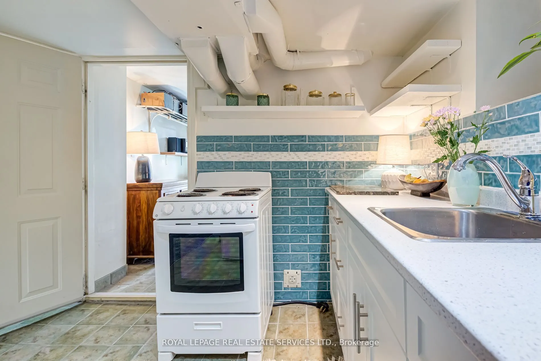 27 Bank Street, #Lower