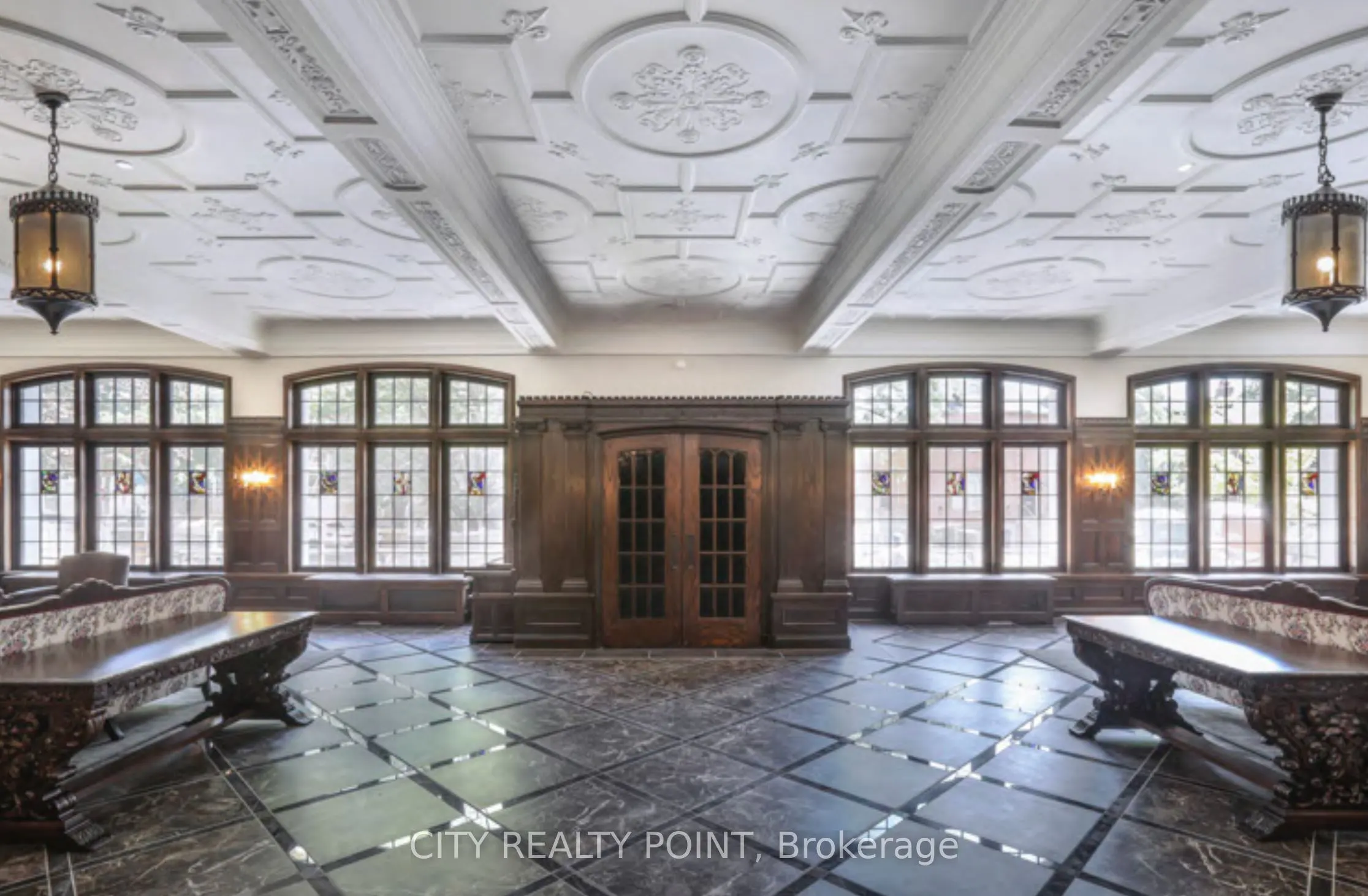 2 Clarendon Avenue, #402