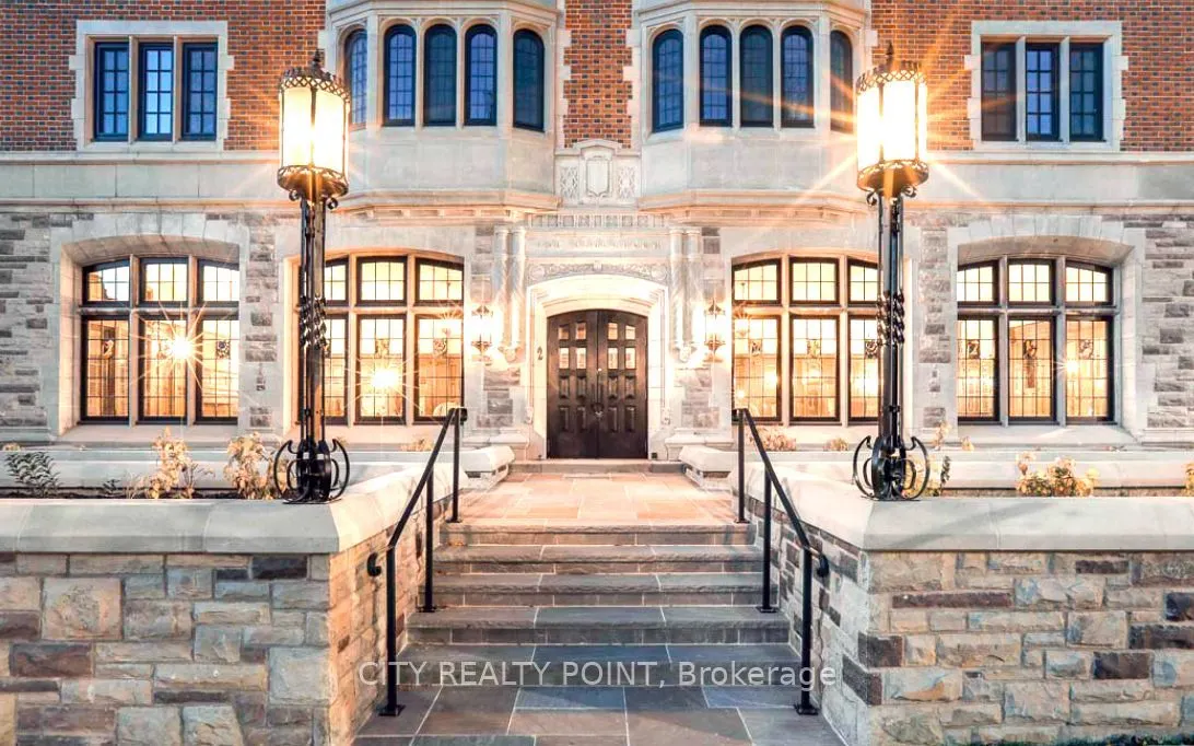 2 Clarendon Avenue, #402