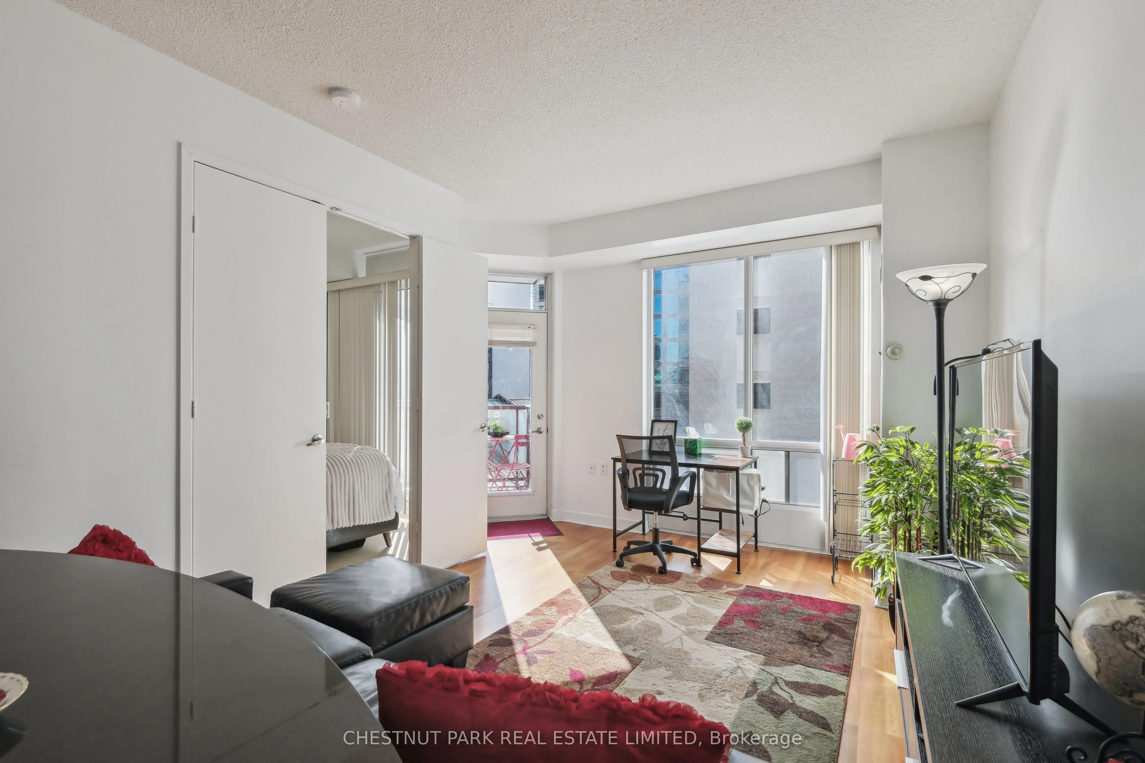 85 Bloor Street E, #1014