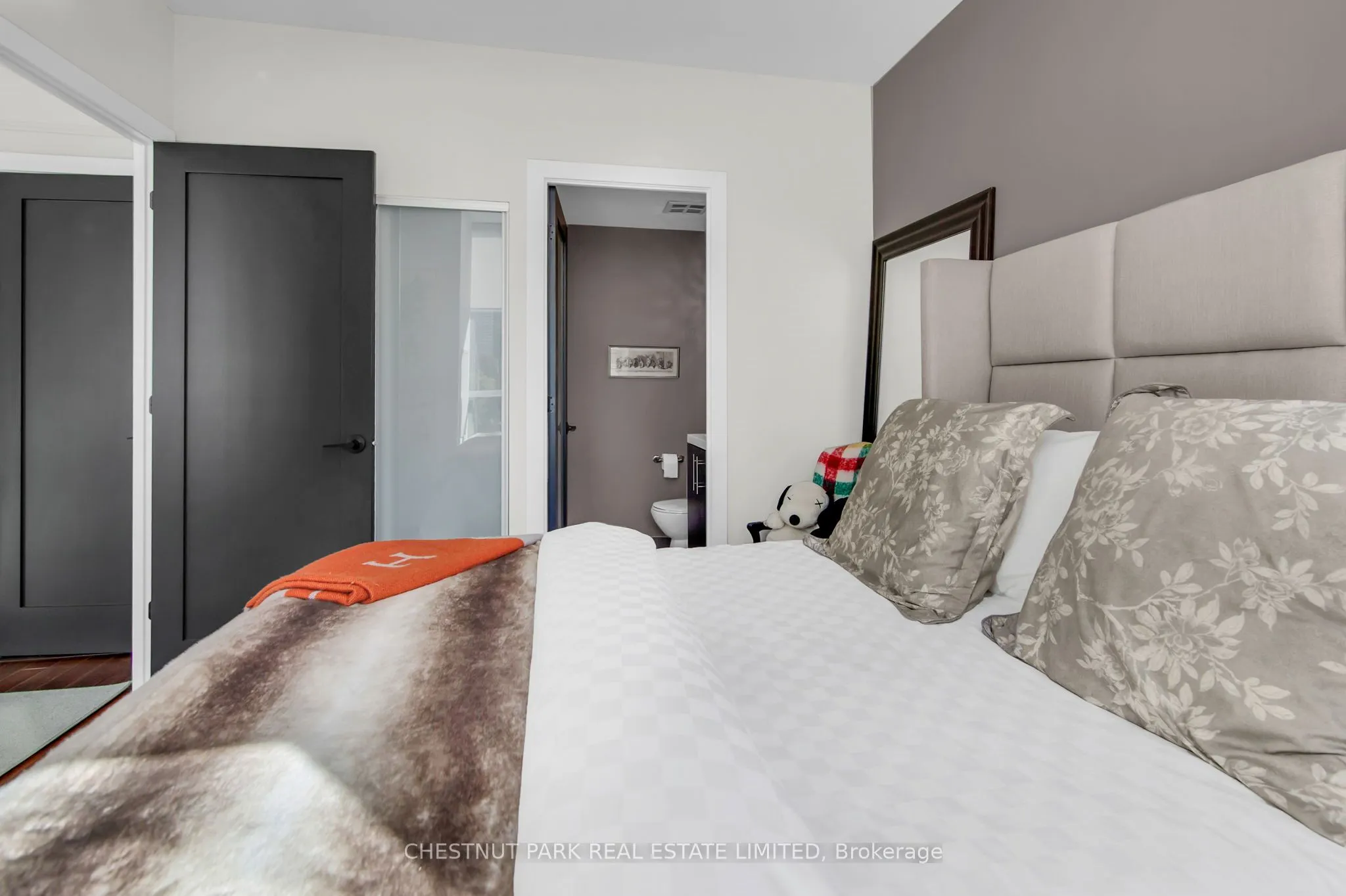 120 Homewood Avenue, #617