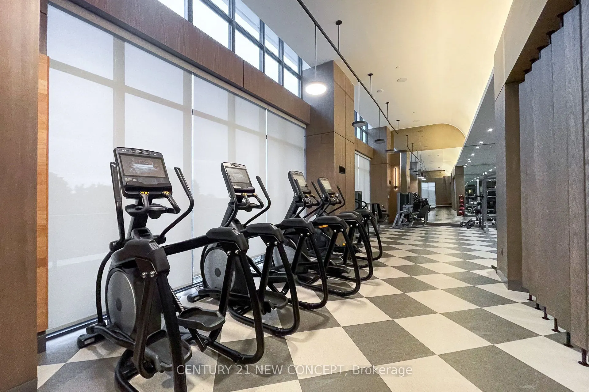 30 Inn On The Park Drive, #423